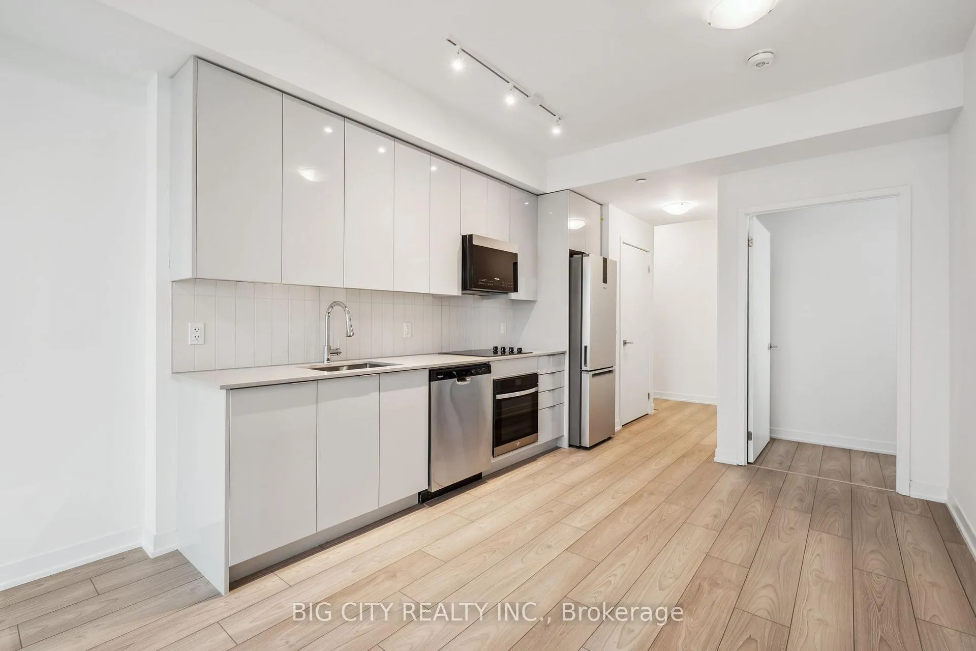 Photo 11 of Unit 2328, 498 Caldari Road, Vaughan, Concord — HOMEH