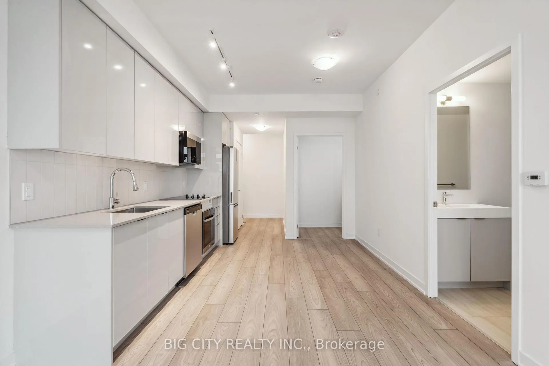 Photo 12 of Unit 2328, 498 Caldari Road, Vaughan, Concord — HOMEH