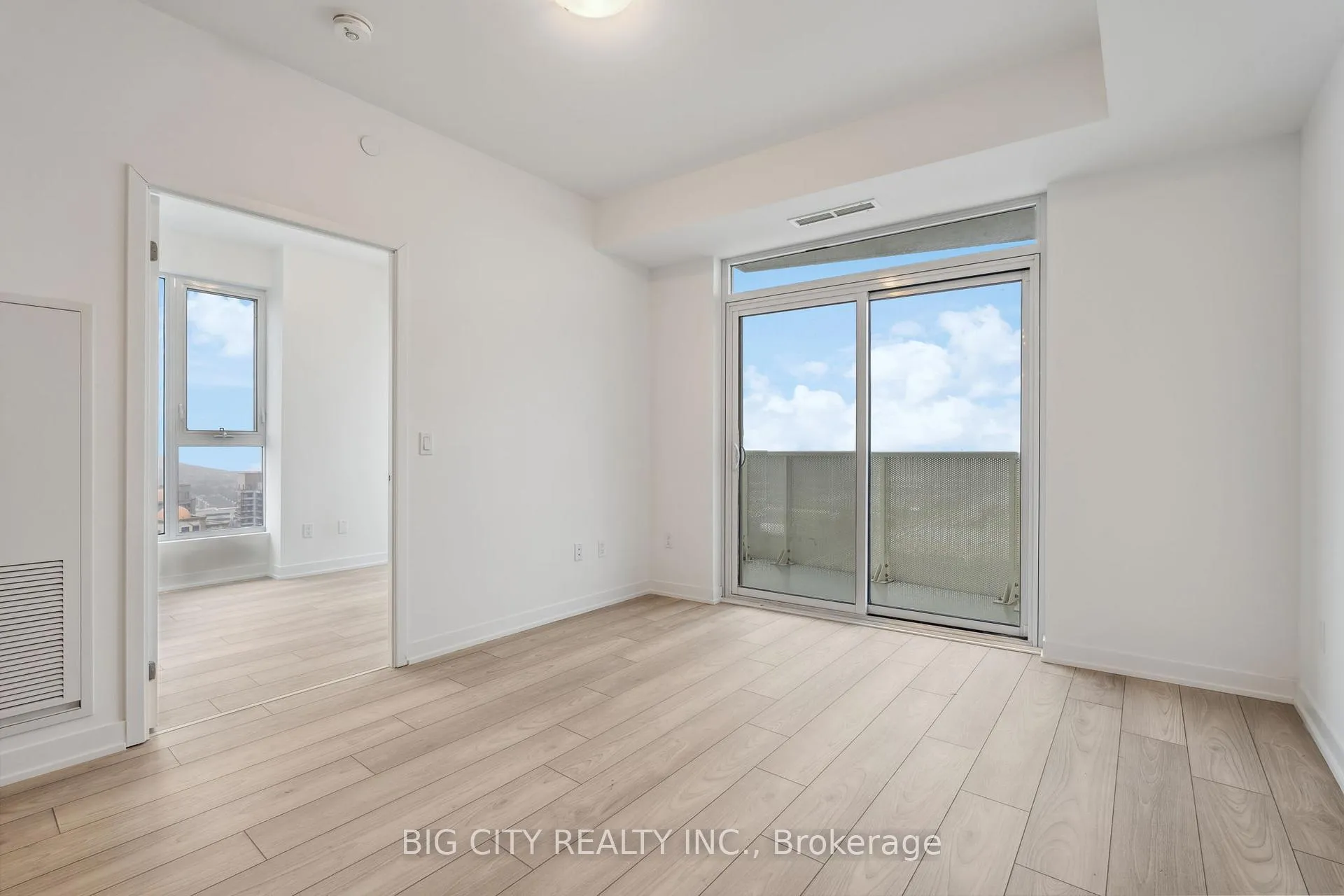 Photo 15 of Unit 2328, 498 Caldari Road, Vaughan, Concord — HOMEH
