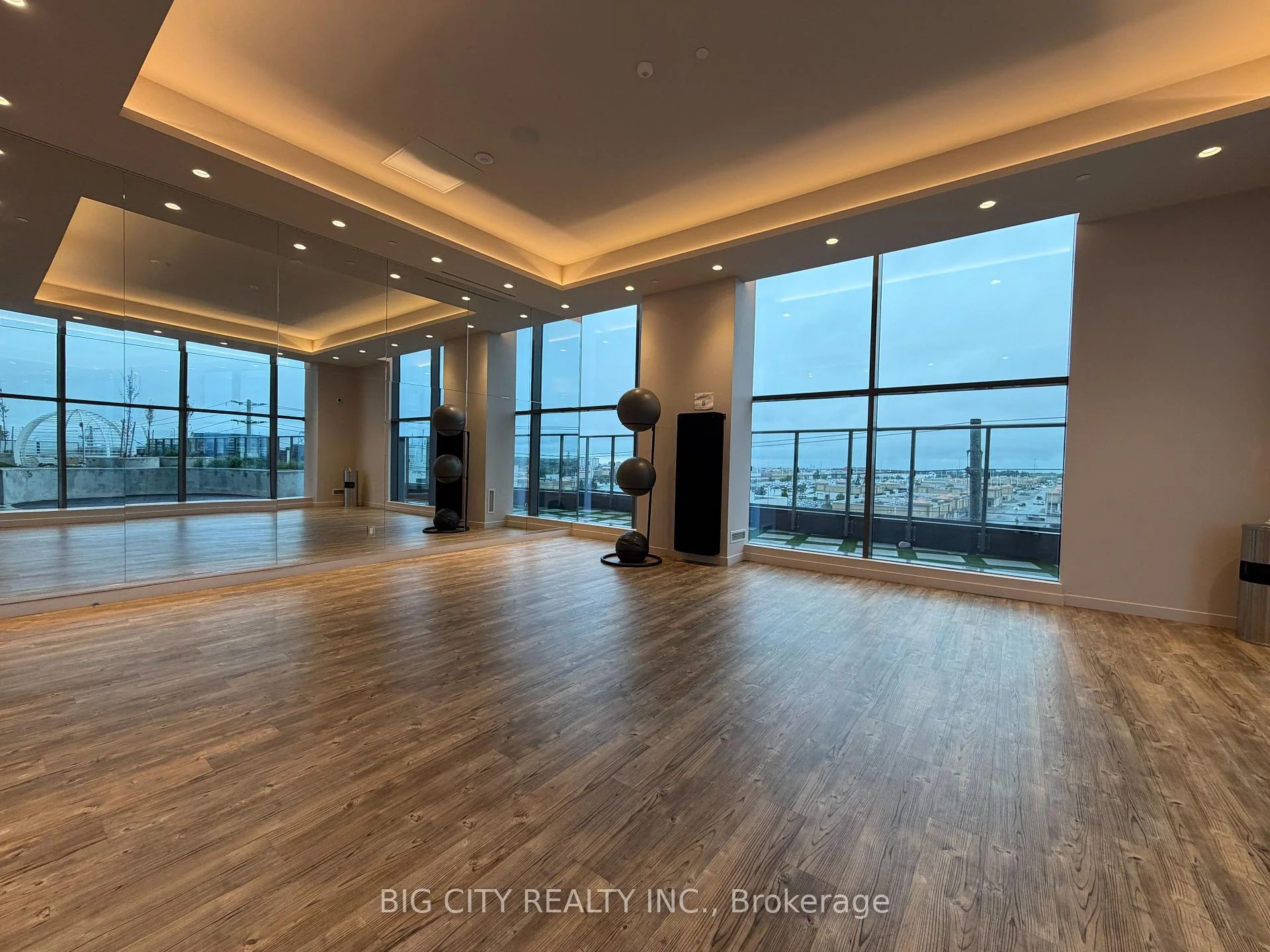 Photo 44 of Unit 2328, 498 Caldari Road, Vaughan, Concord — HOMEH