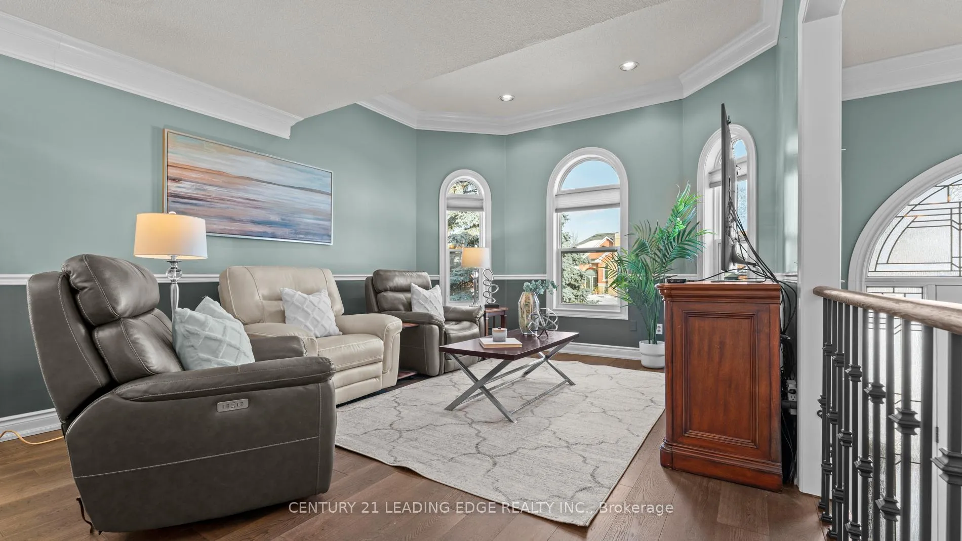 Photo 7 of 1814 Edenwood Drive, Oshawa, Samac — HOMEH