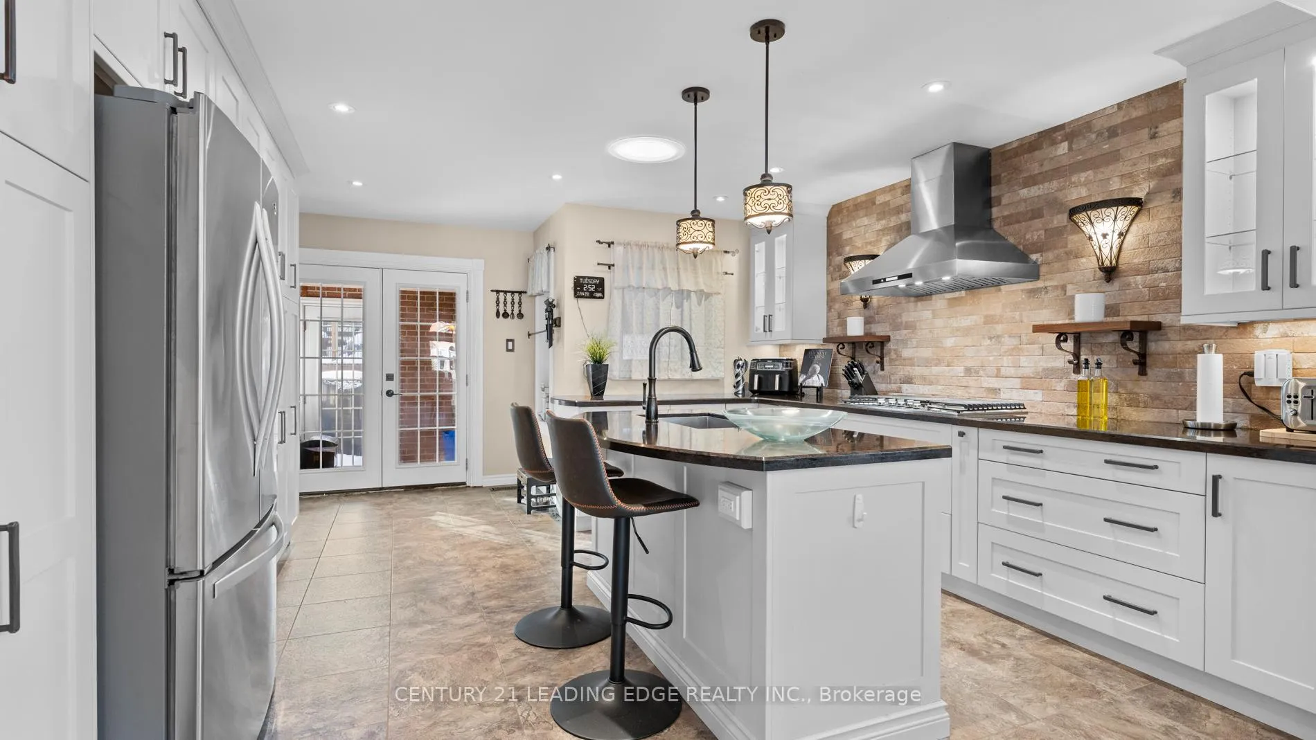 Photo 9 of 1814 Edenwood Drive, Oshawa, Samac — HOMEH