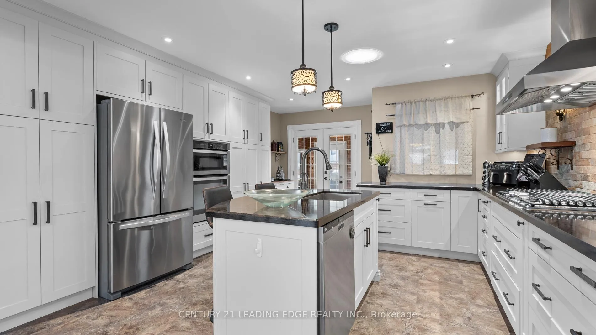 Photo 10 of 1814 Edenwood Drive, Oshawa, Samac — HOMEH