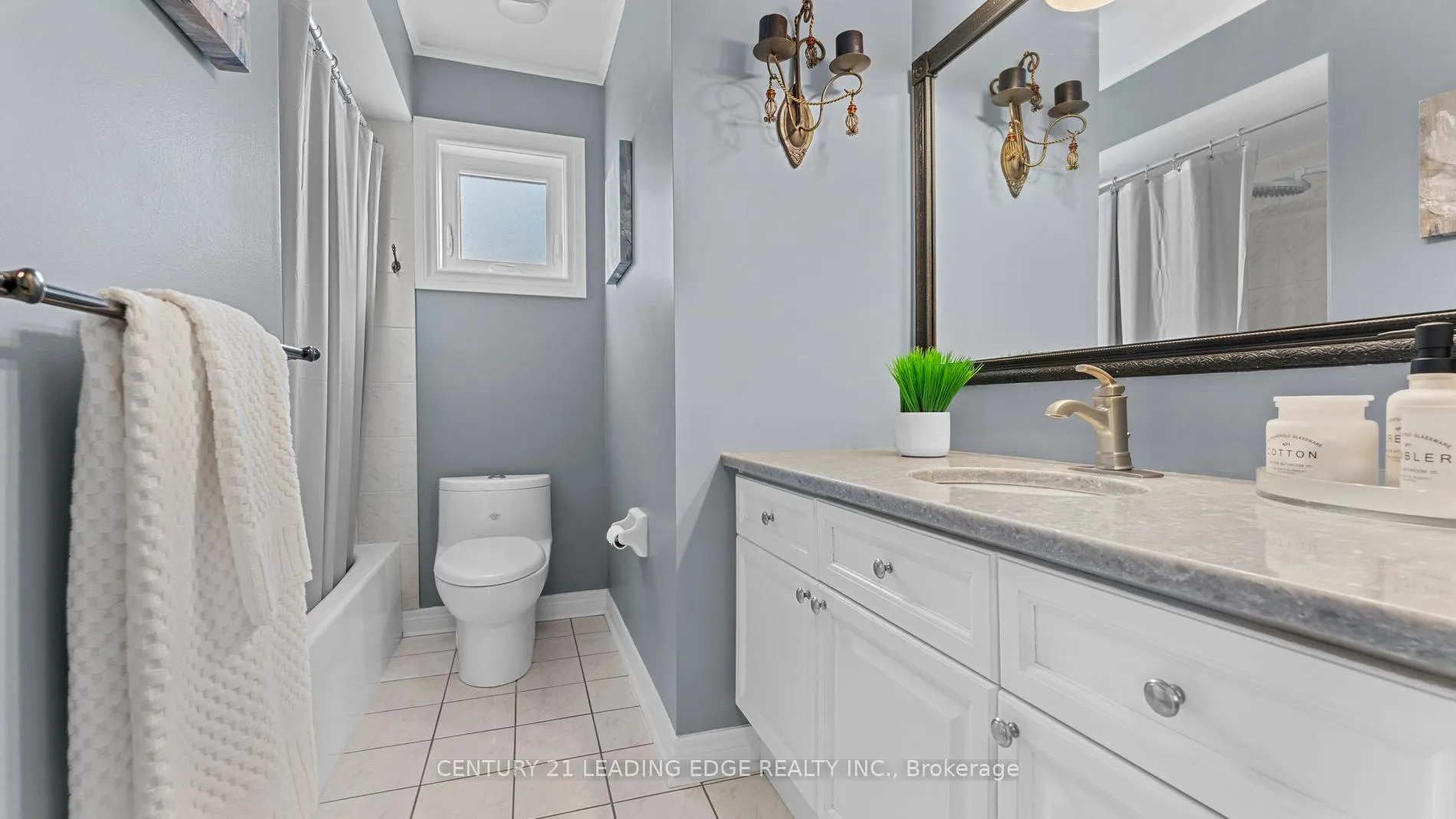 Photo 18 of 1814 Edenwood Drive, Oshawa, Samac — HOMEH