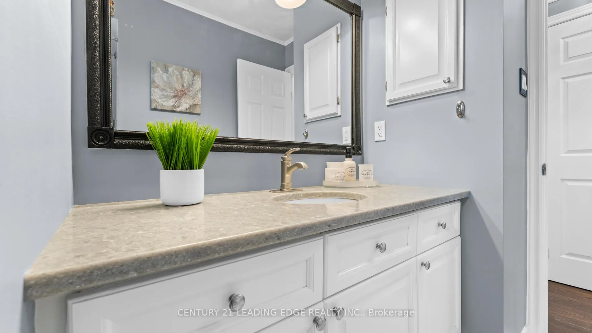 Photo 19 of 1814 Edenwood Drive, Oshawa, Samac — HOMEH