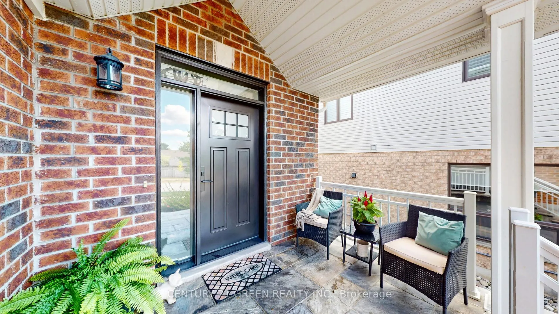 Photo 4 of 53 Abbey Road, Orangeville — HOMEH