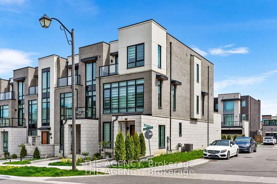 Photo 1 of 37 Aylin Crescent, Vaughan, Patterson — HOMEH