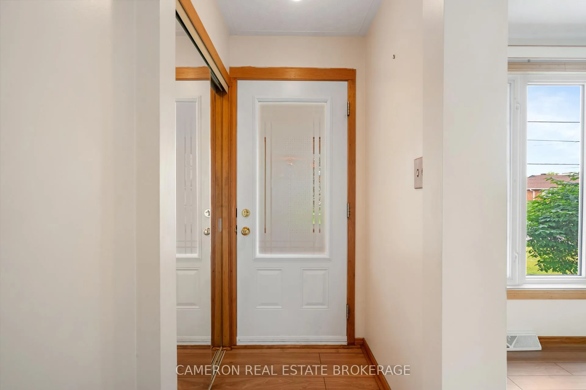 Photo 5 of 425 Danis Avenue, Cornwall, Cornwall — HOMEH