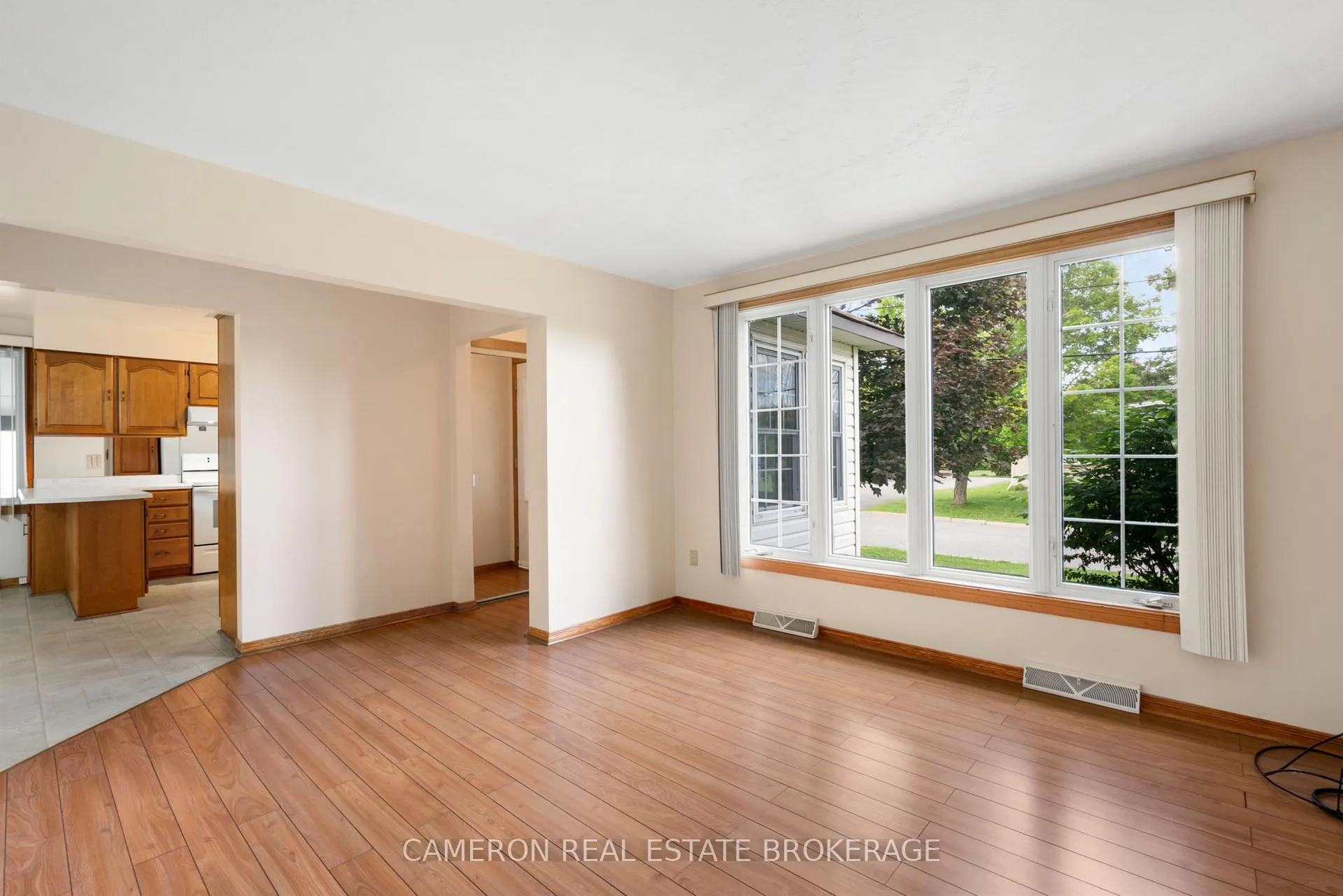 Photo 6 of 425 Danis Avenue, Cornwall, Cornwall — HOMEH
