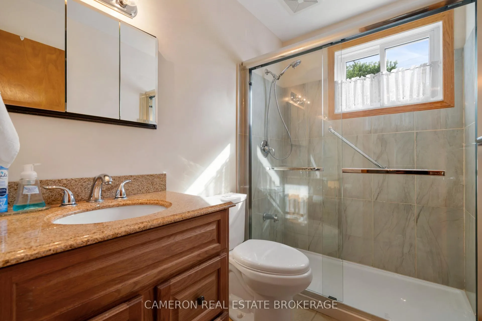 Photo 14 of 425 Danis Avenue, Cornwall, Cornwall — HOMEH