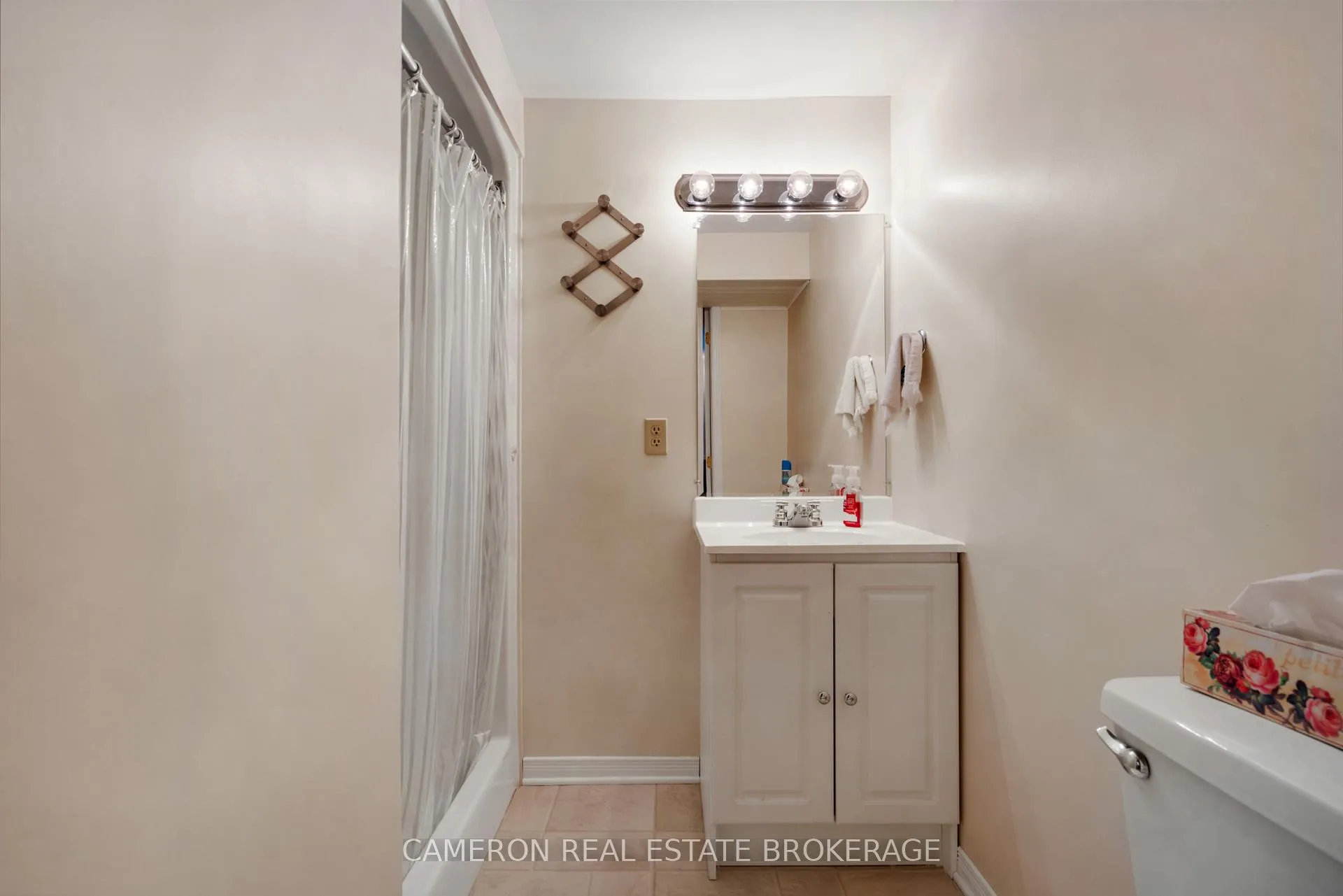 Photo 17 of 425 Danis Avenue, Cornwall, Cornwall — HOMEH
