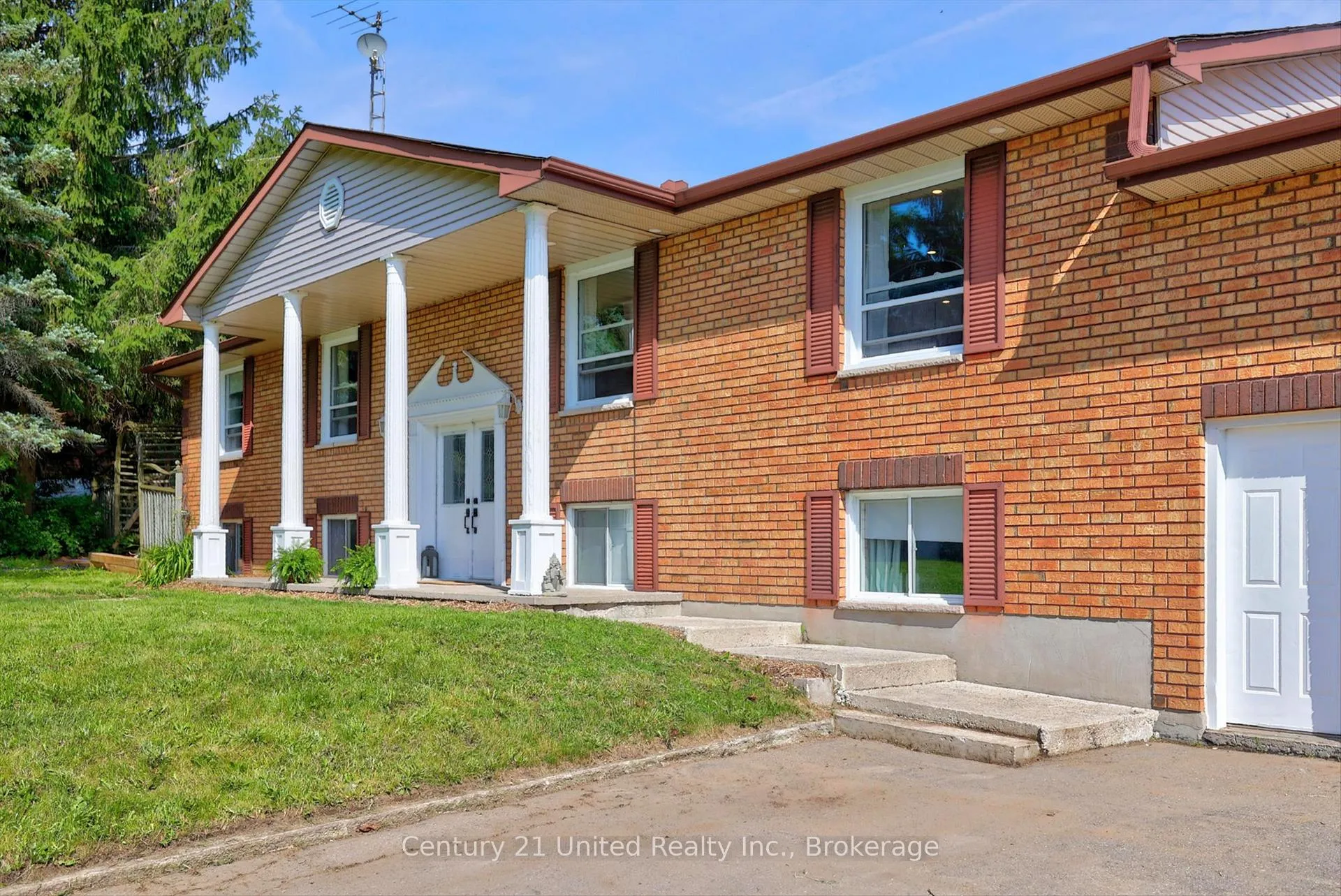 Photo 3 of 850 Listowel Line, Selwyn — HOMEH