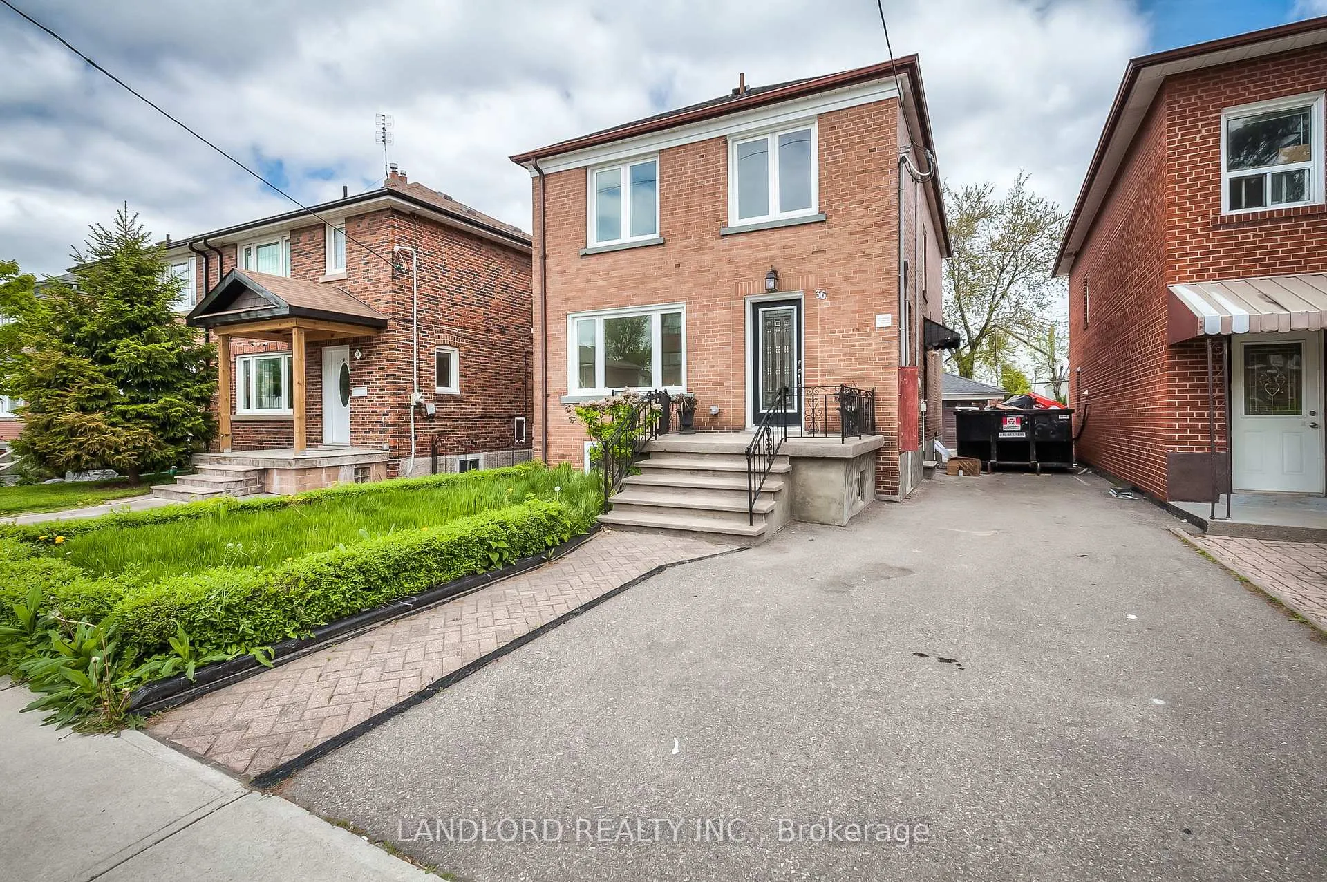 Photo 15 of Unit Main, 36 Yore Road, North York, Beechborough-Greenbrook — HOMEH