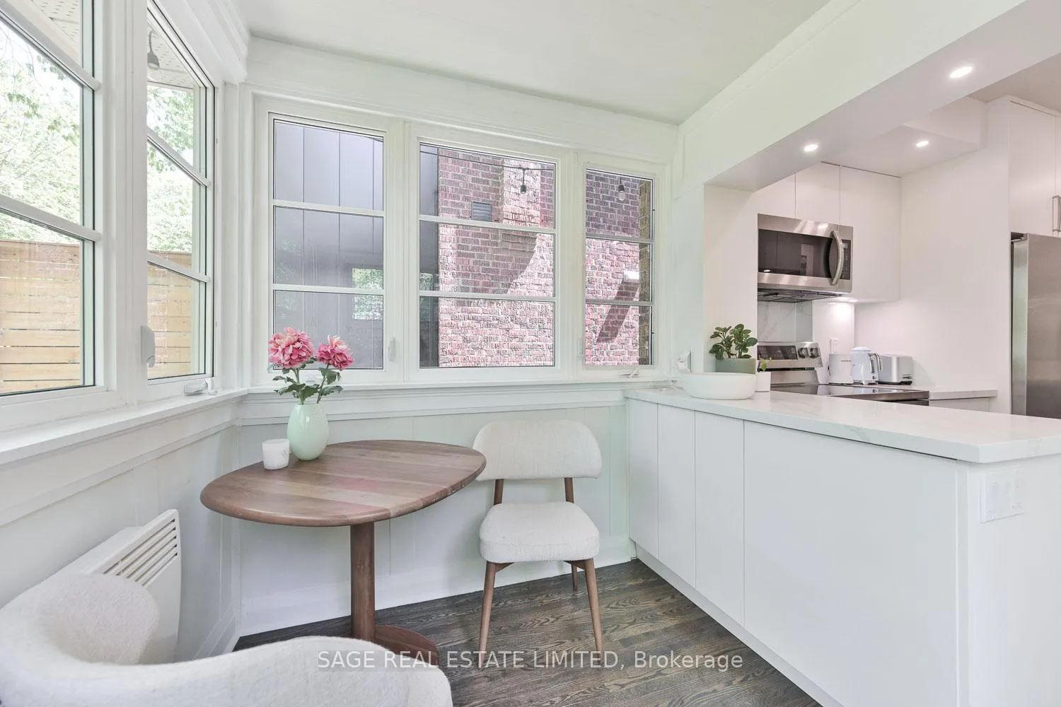 Photo 12 of 418 Glenlake Avenue, Toronto, High Park North — HOMEH