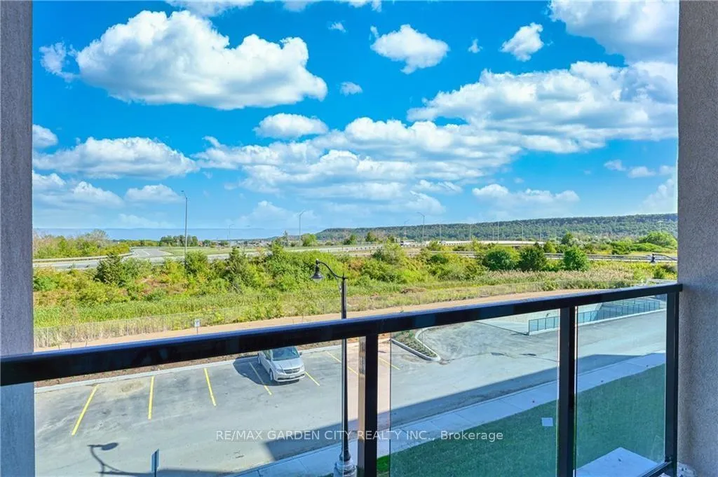 Photo 11 of Unit 320, 16 Concord Place, Grimsby, Grimsby Beach — HOMEH