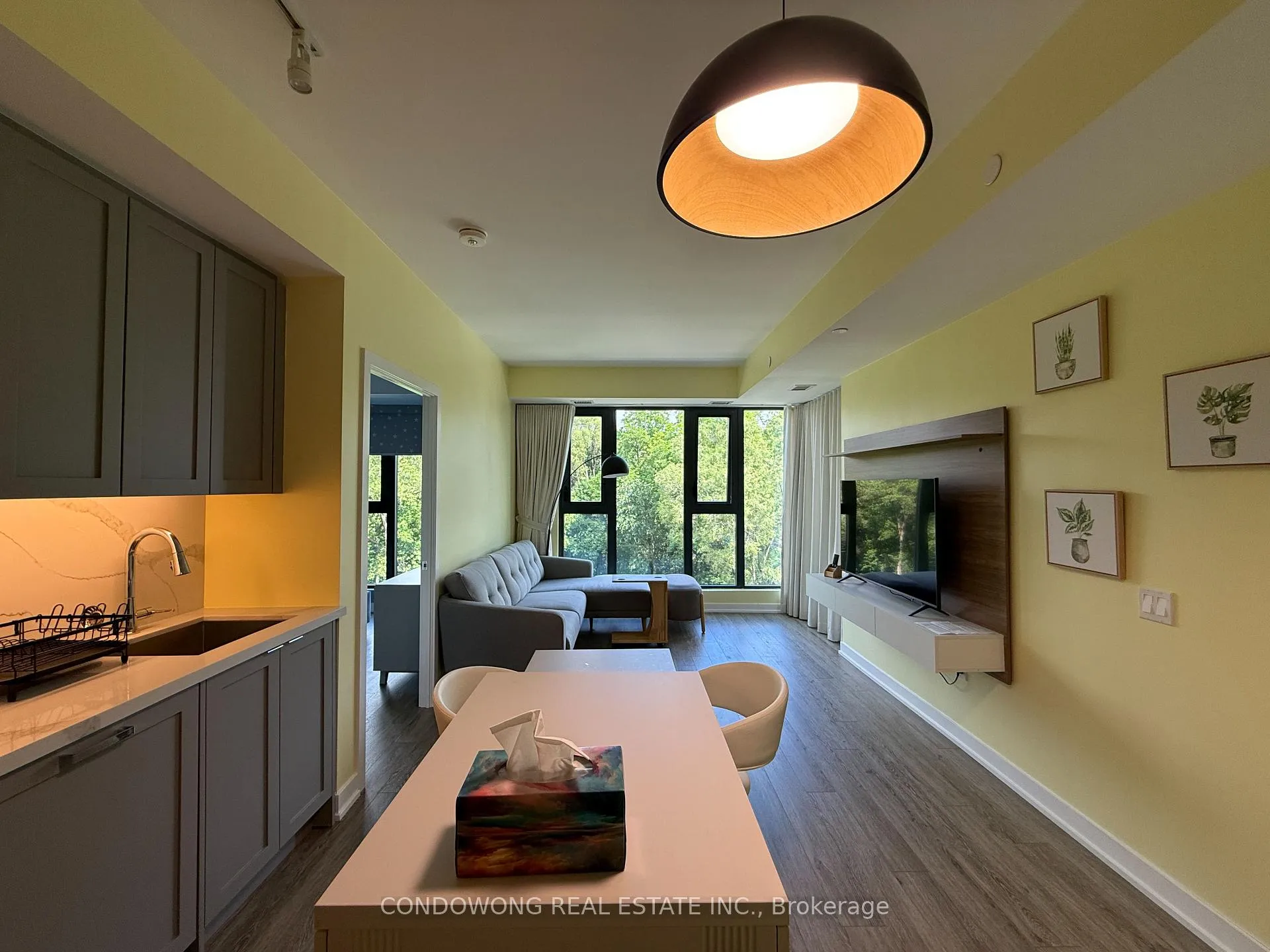 Photo 1 of Unit 404, 250 Lawrence Avenue W, Toronto, Lawrence Park North — HOMEH