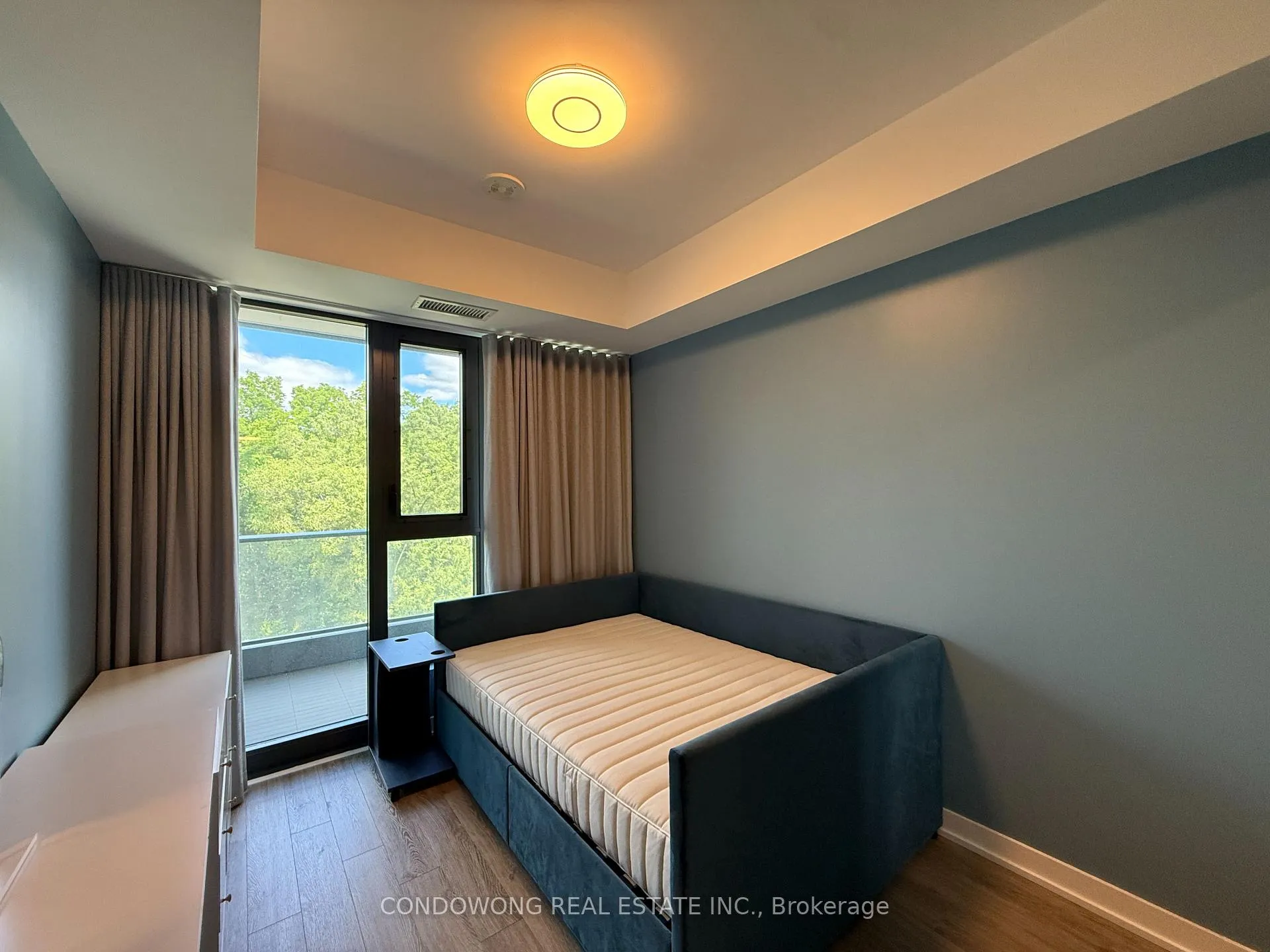 Photo 8 of Unit 404, 250 Lawrence Avenue W, Toronto, Lawrence Park North — HOMEH