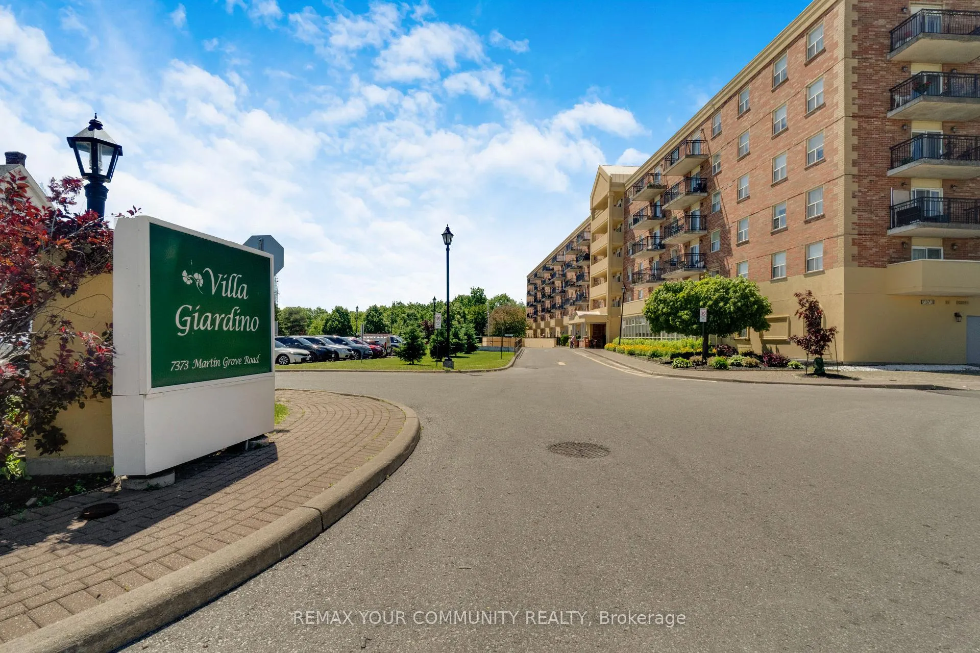 Photo 2 of Unit 423, 7373 Martin Grove Road, Vaughan, Vaughan Grove — HOMEH
