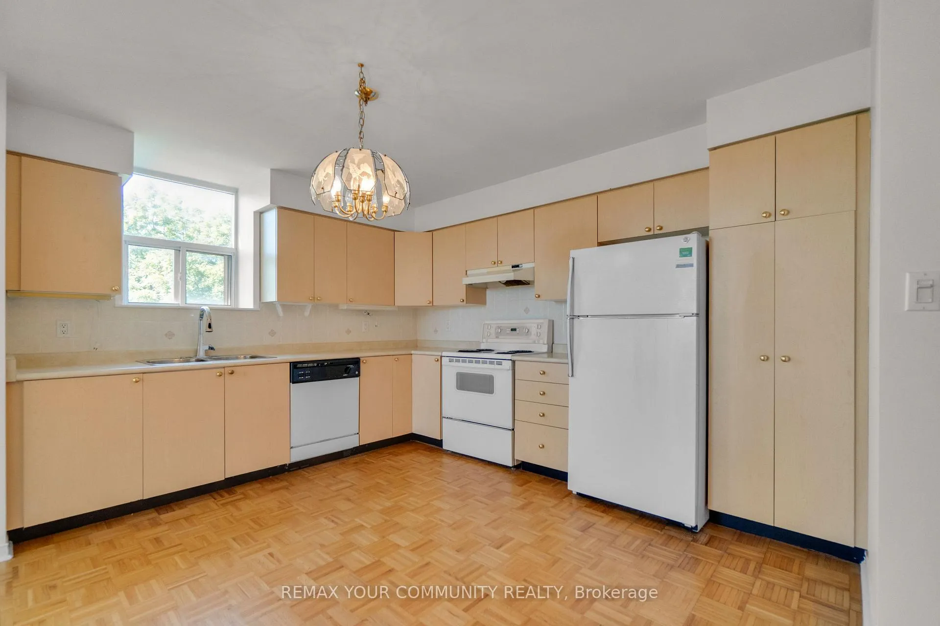 Photo 17 of Unit 423, 7373 Martin Grove Road, Vaughan, Vaughan Grove — HOMEH
