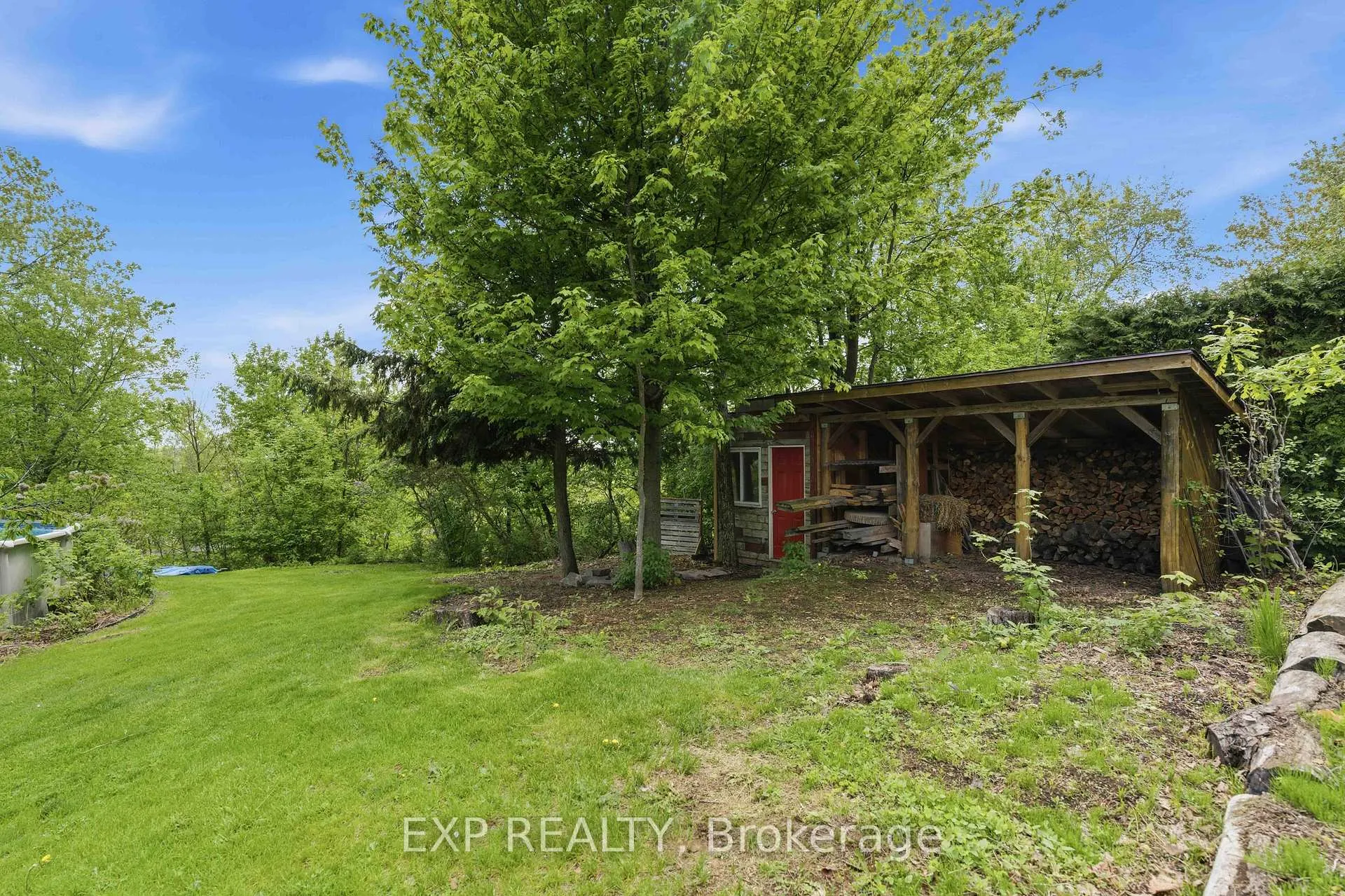 Photo 8 of 1264 Barnwell Crescent, Ottawa, Navan — HOMEH