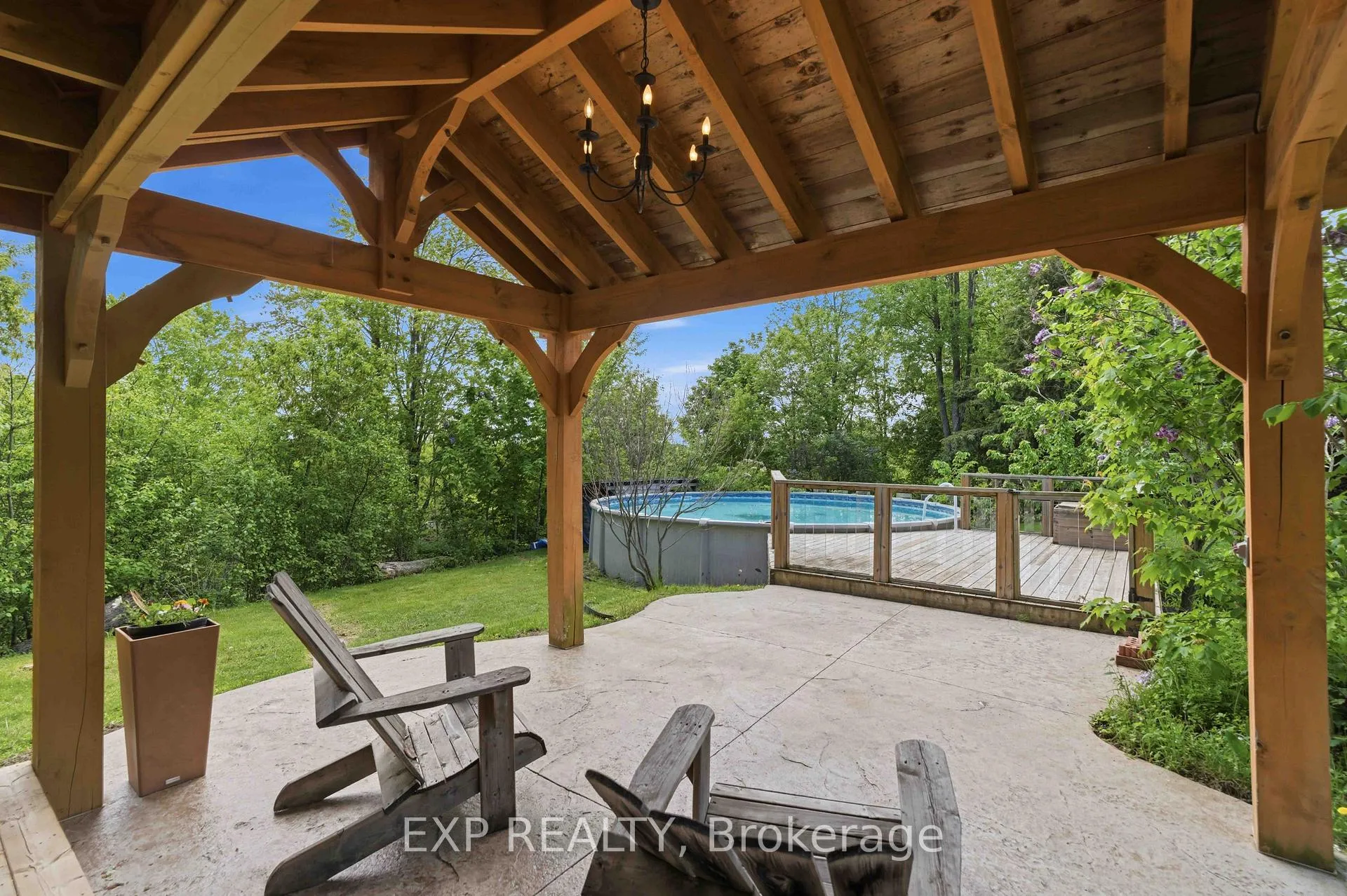Photo 10 of 1264 Barnwell Crescent, Ottawa, Navan — HOMEH