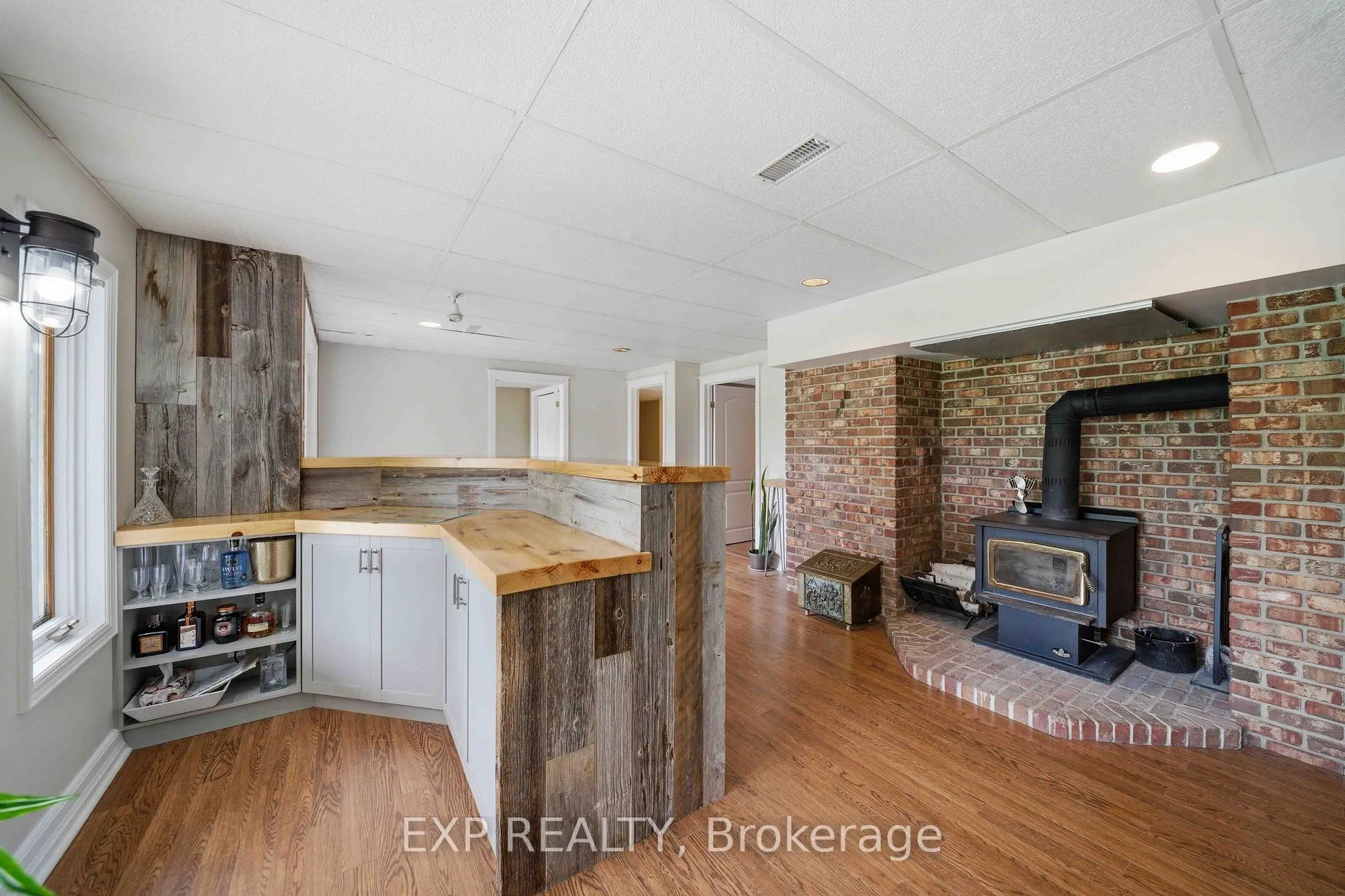 Photo 21 of 1264 Barnwell Crescent, Ottawa, Navan — HOMEH