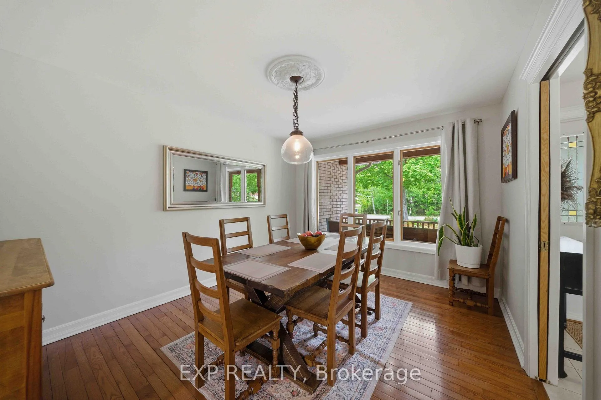 Photo 31 of 1264 Barnwell Crescent, Ottawa, Navan — HOMEH