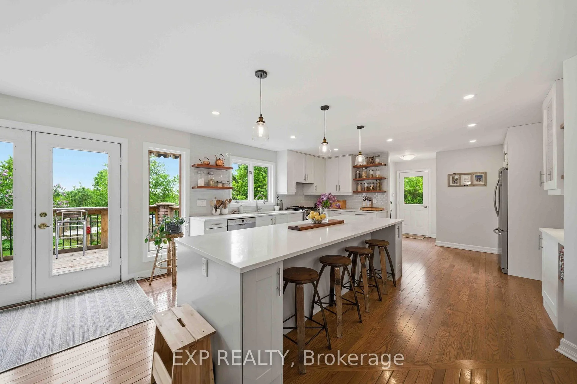 Photo 32 of 1264 Barnwell Crescent, Ottawa, Navan — HOMEH