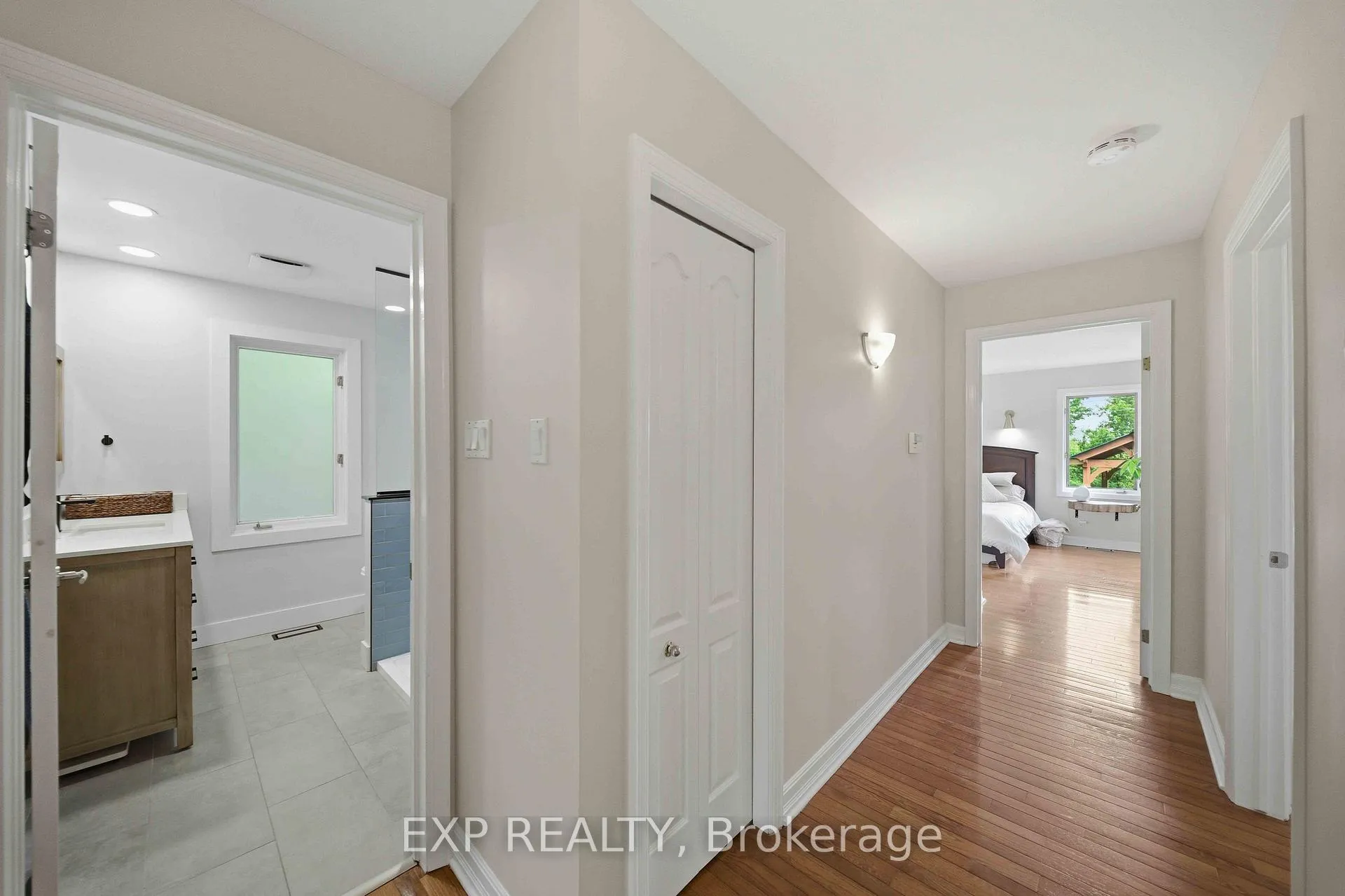 Photo 40 of 1264 Barnwell Crescent, Ottawa, Navan — HOMEH