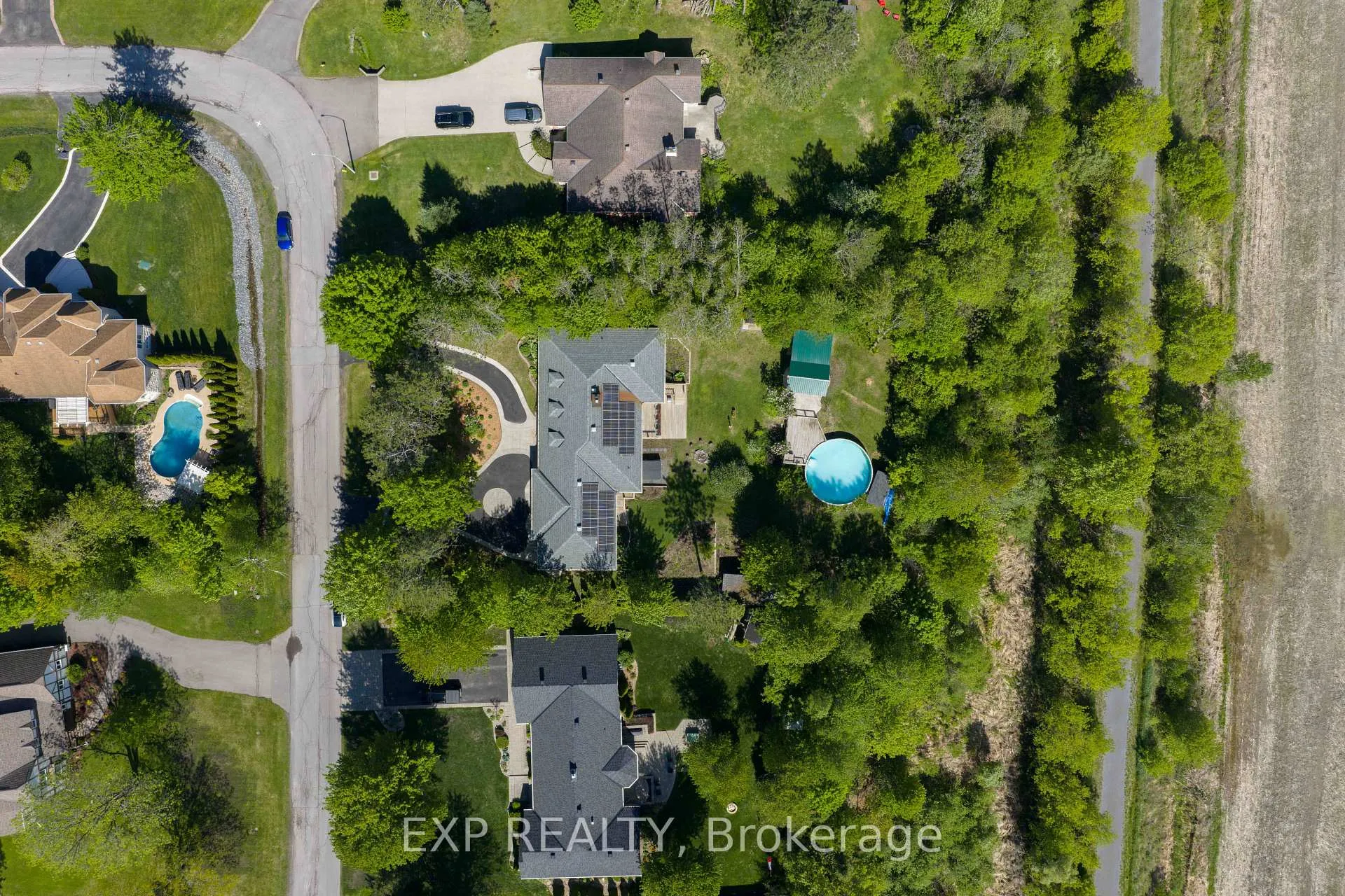 Photo 54 of 1264 Barnwell Crescent, Ottawa, Navan — HOMEH