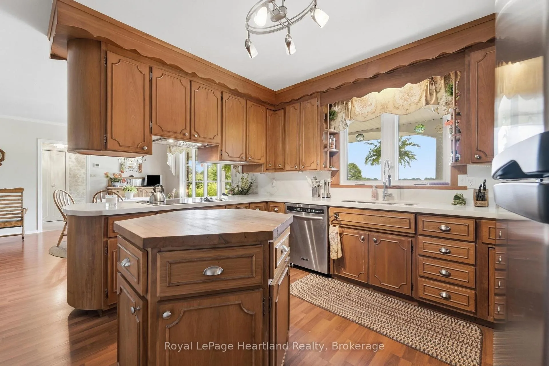 Photo 5 of 82858 London Road, Central Huron, Hullett — HOMEH