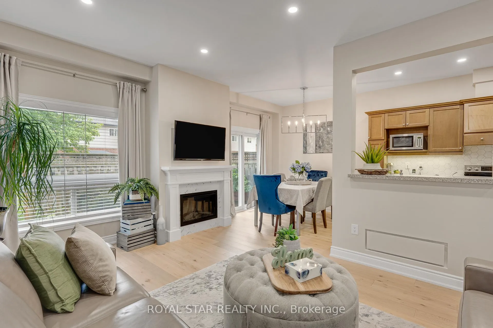 Photo 12 of Unit 24, 2229 Walkers Line, Burlington, Headon — HOMEH