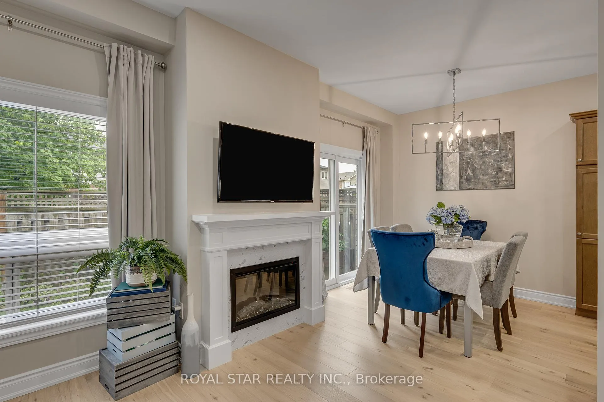 Photo 13 of Unit 24, 2229 Walkers Line, Burlington, Headon — HOMEH