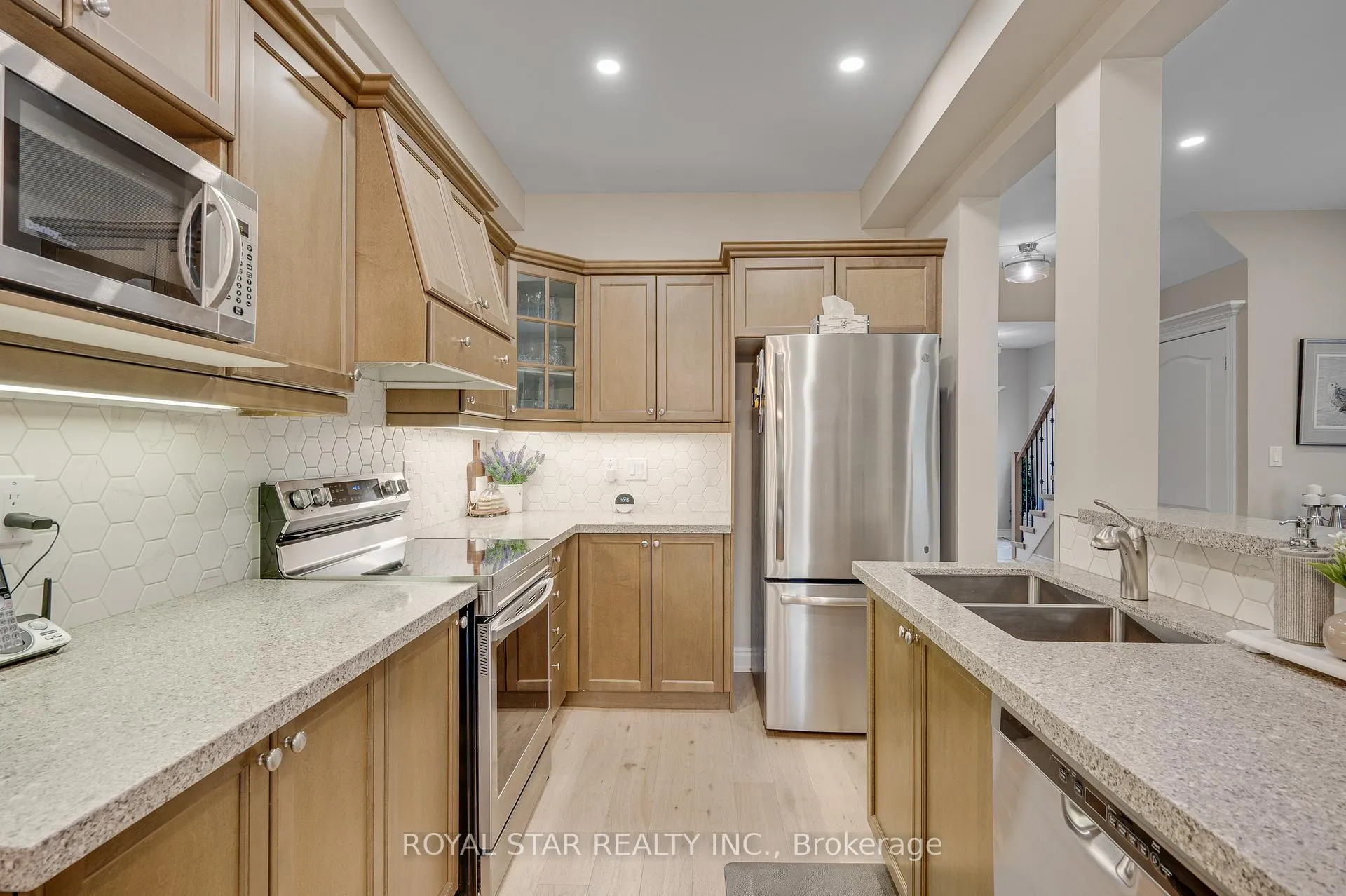 Photo 15 of Unit 24, 2229 Walkers Line, Burlington, Headon — HOMEH