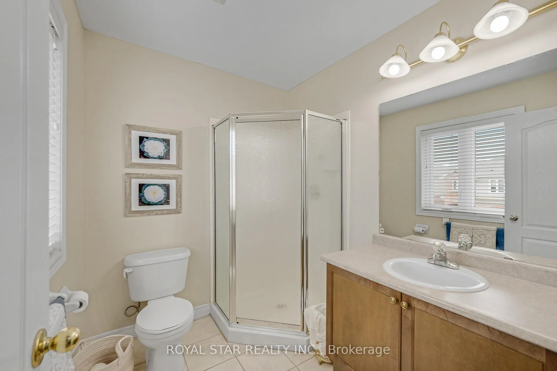 Photo 23 of Unit 24, 2229 Walkers Line, Burlington, Headon — HOMEH