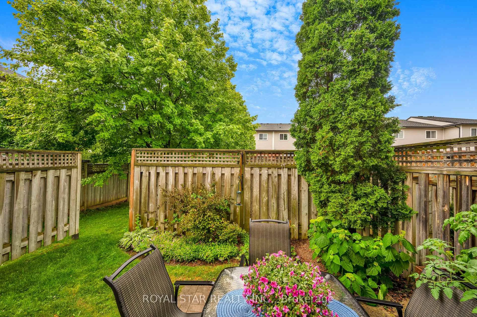 Photo 32 of Unit 24, 2229 Walkers Line, Burlington, Headon — HOMEH