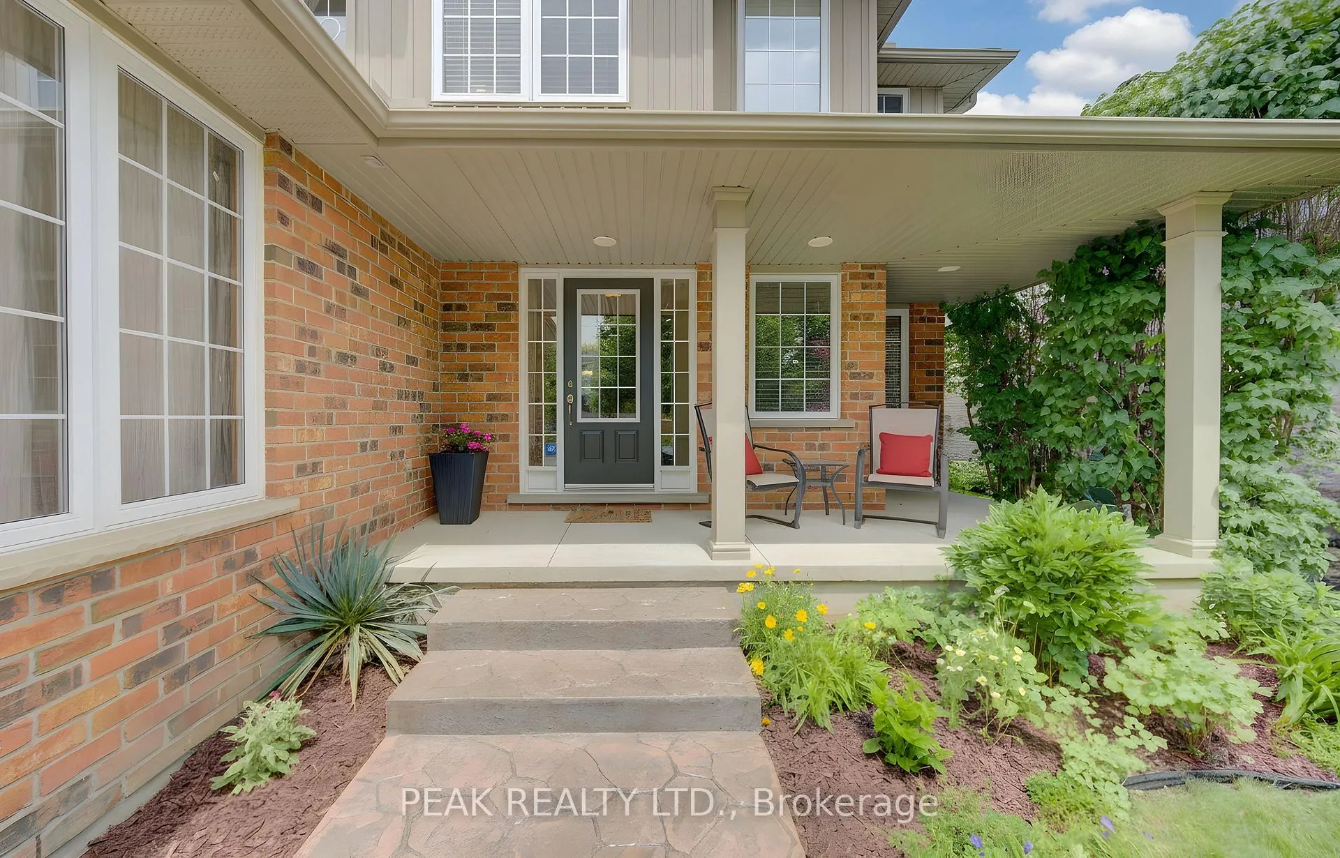 Photo 6 of 258 Laschinger Boulevard, Wilmot — HOMEH