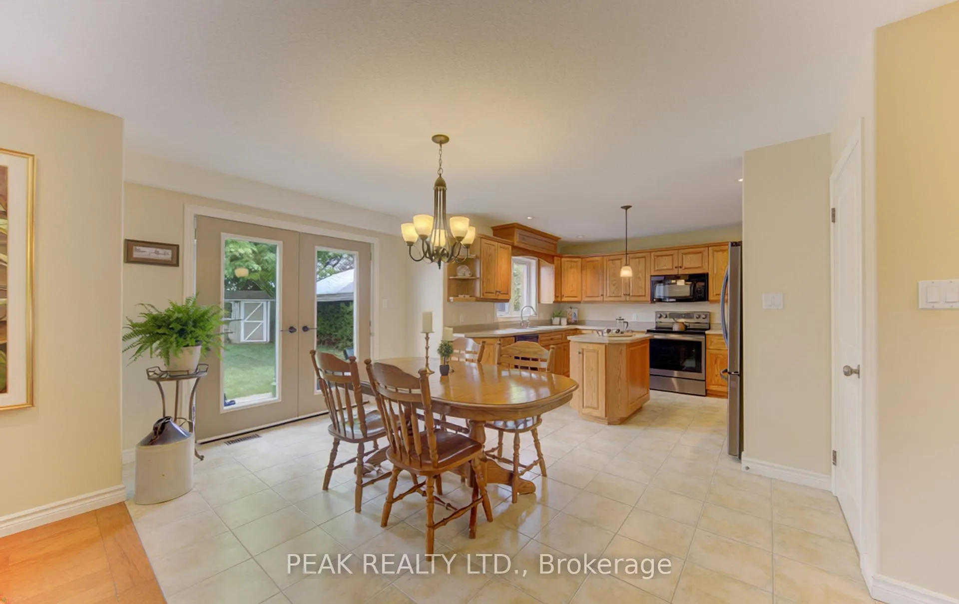 Photo 11 of 258 Laschinger Boulevard, Wilmot — HOMEH