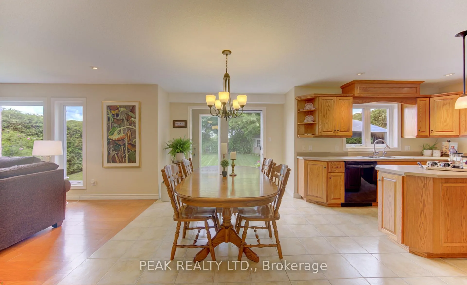 Photo 16 of 258 Laschinger Boulevard, Wilmot — HOMEH