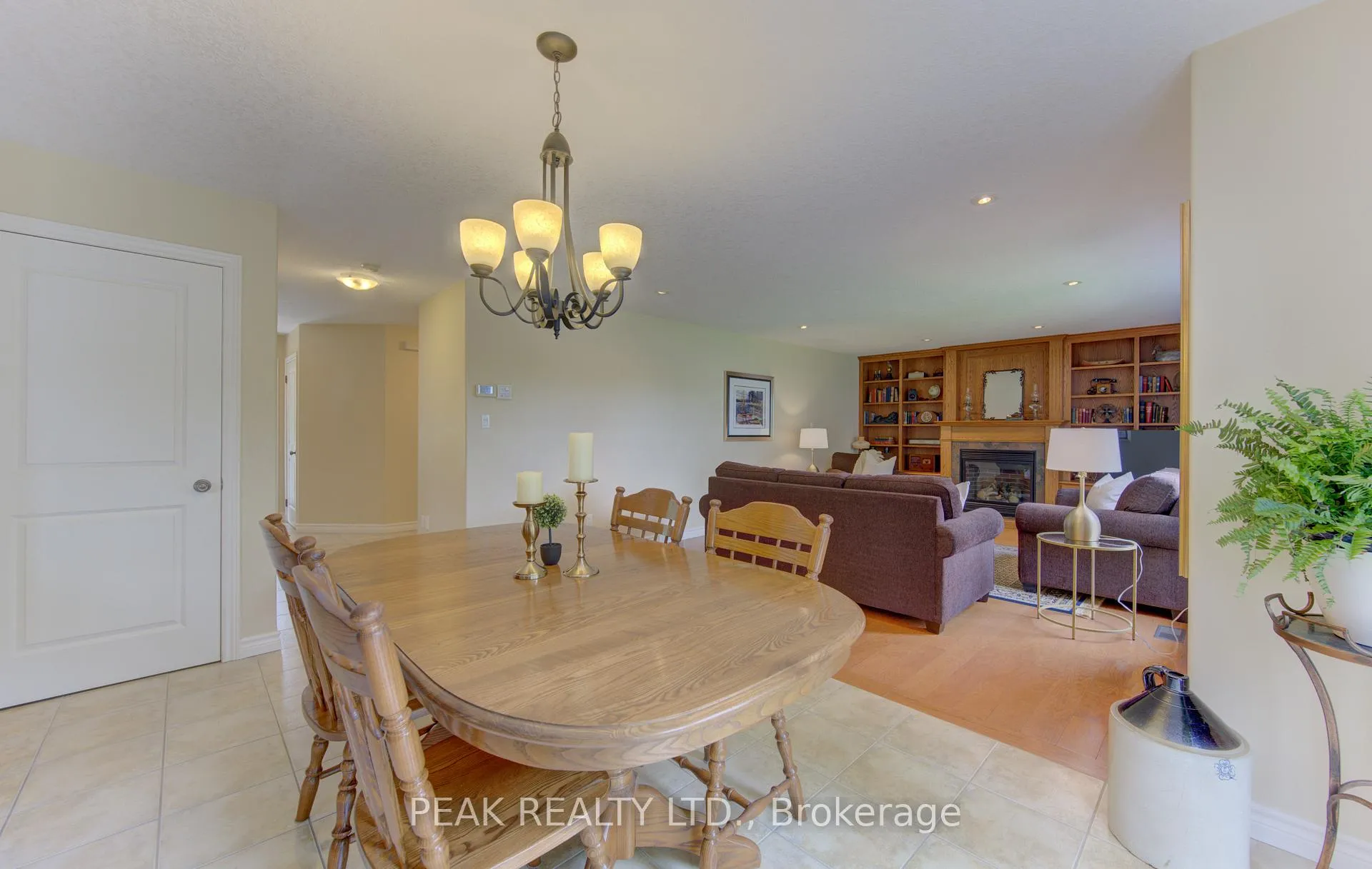 Photo 20 of 258 Laschinger Boulevard, Wilmot — HOMEH