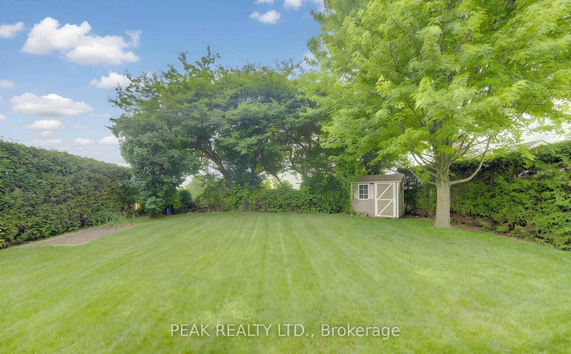 Photo 31 of 258 Laschinger Boulevard, Wilmot — HOMEH