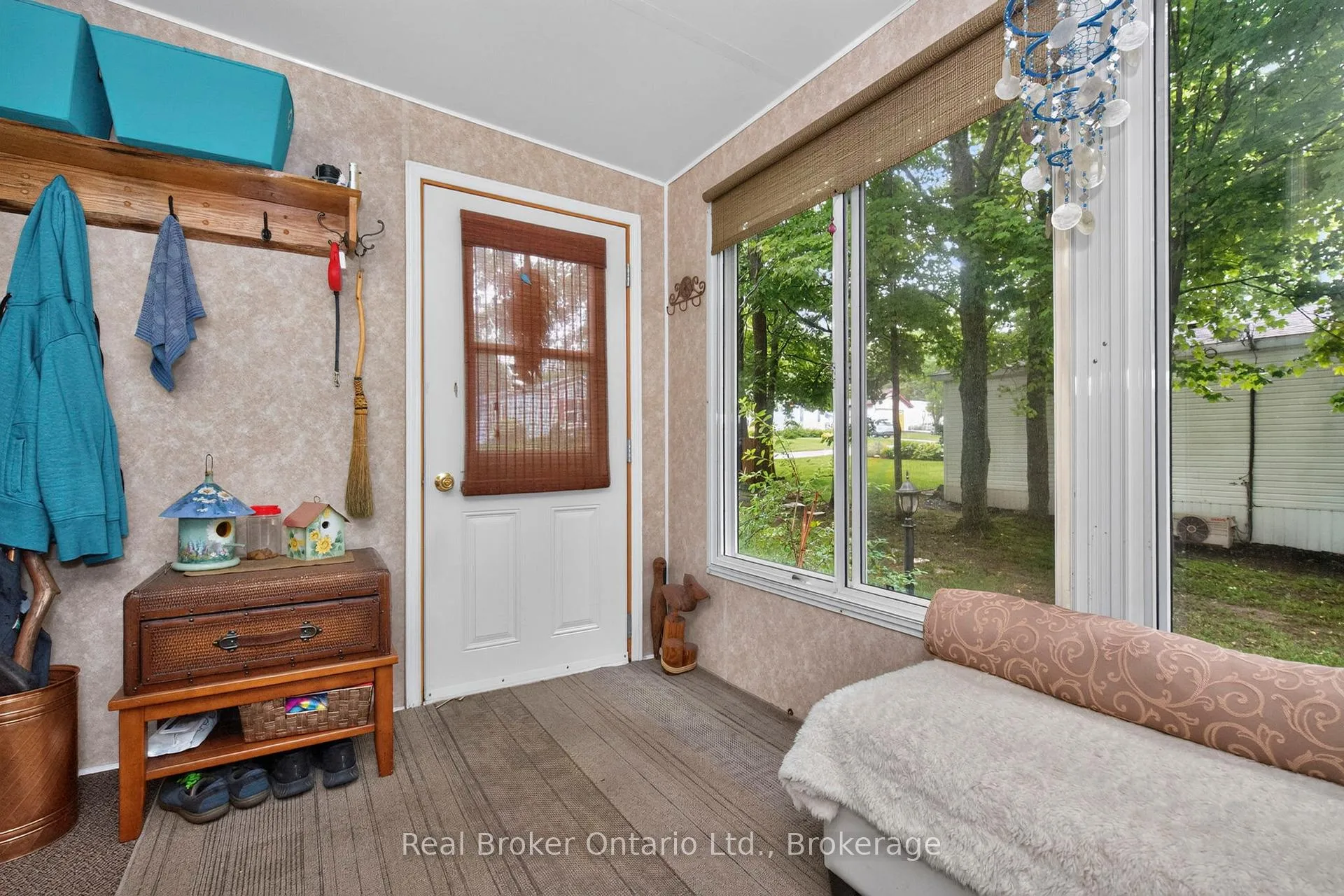 Photo 5 of Unit 5, 5411 Elliott Side Road, Tay, Rural Tay — HOMEH