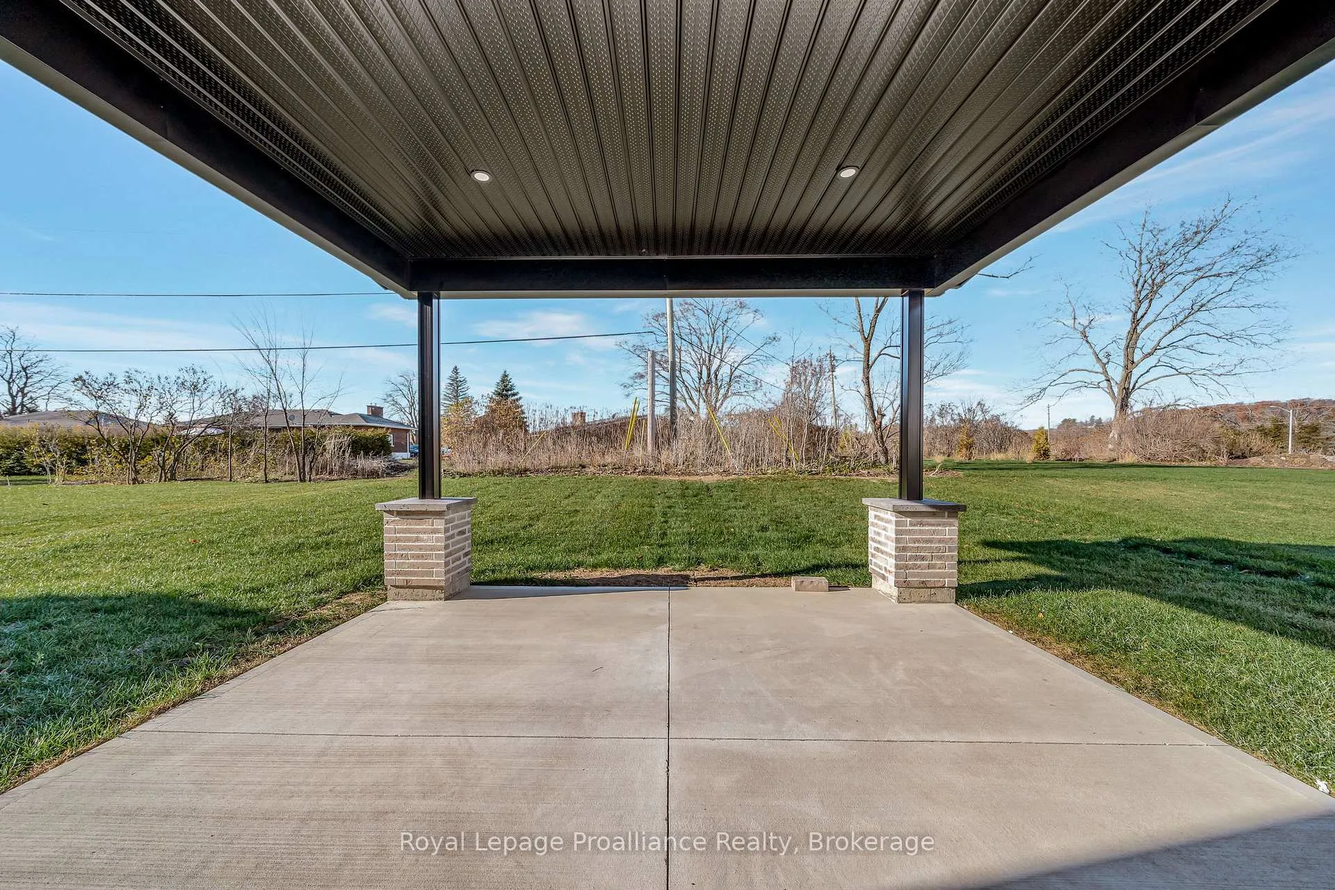 Photo 36 of 44 Fraser Drive, Quinte West, Sidney Ward — HOMEH