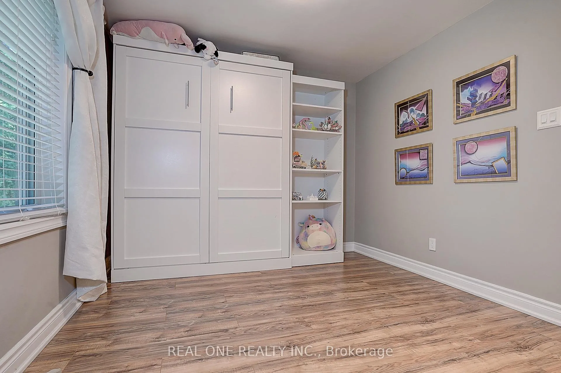 Photo 14 of 37 Lauralynn Crescent, Scarborough, Agincourt South-Malvern West — HOMEH