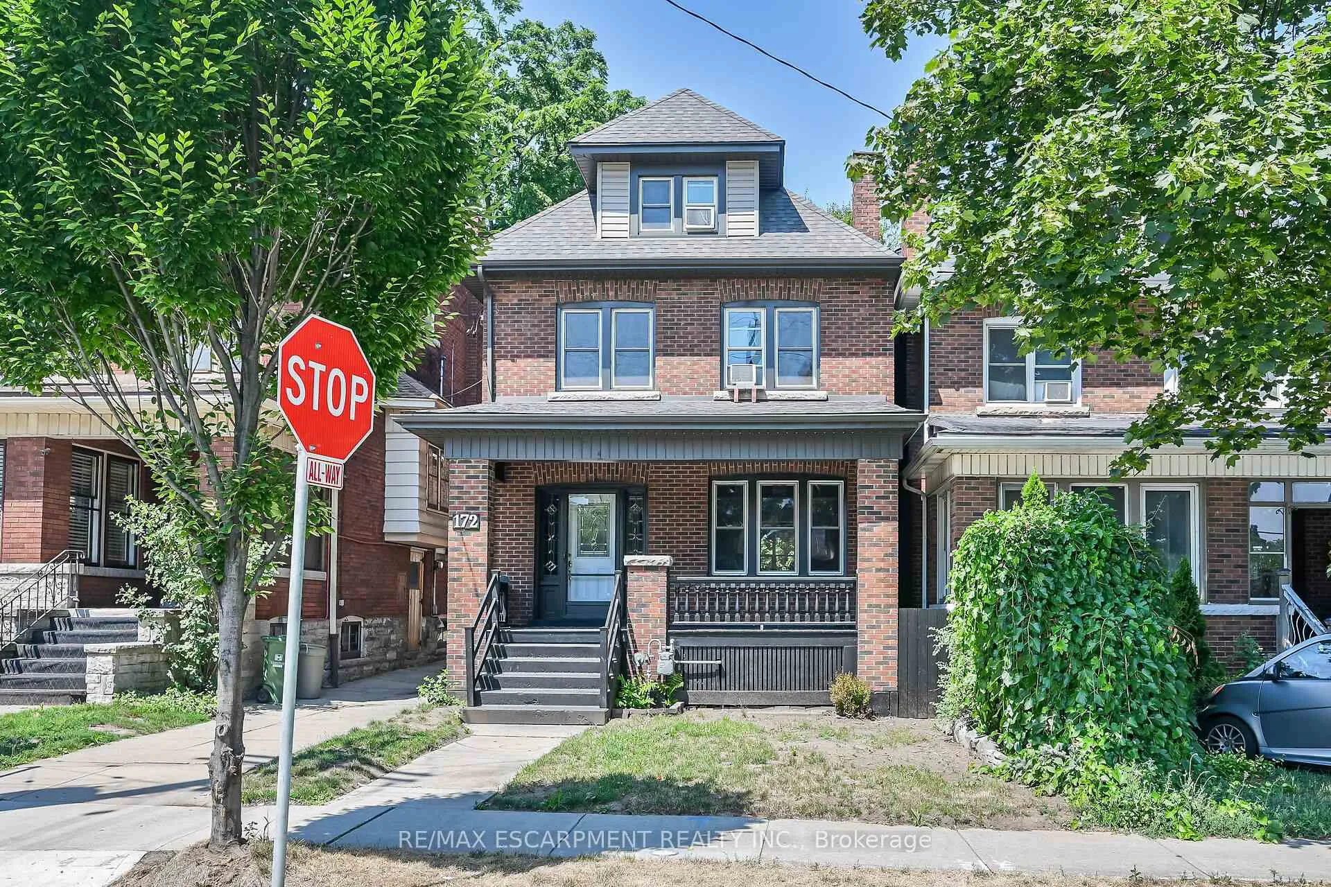Photo 3 of 172 Sherman Avenue S, Hamilton, St. Clair — HOMEH