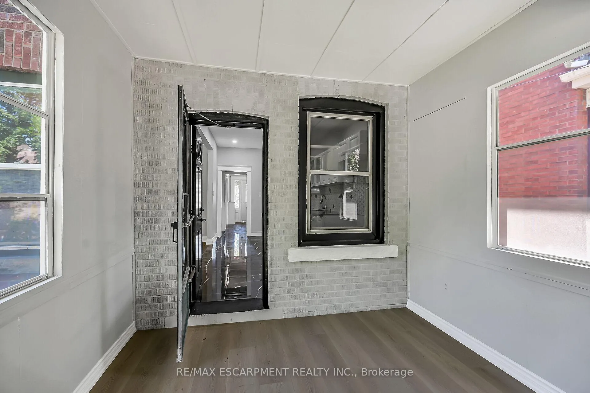 Photo 17 of 172 Sherman Avenue S, Hamilton, St. Clair — HOMEH