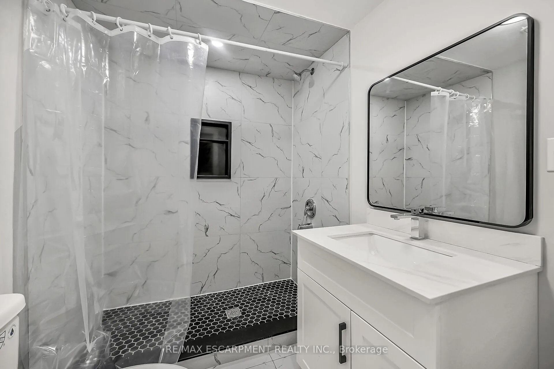 Photo 27 of 172 Sherman Avenue S, Hamilton, St. Clair — HOMEH