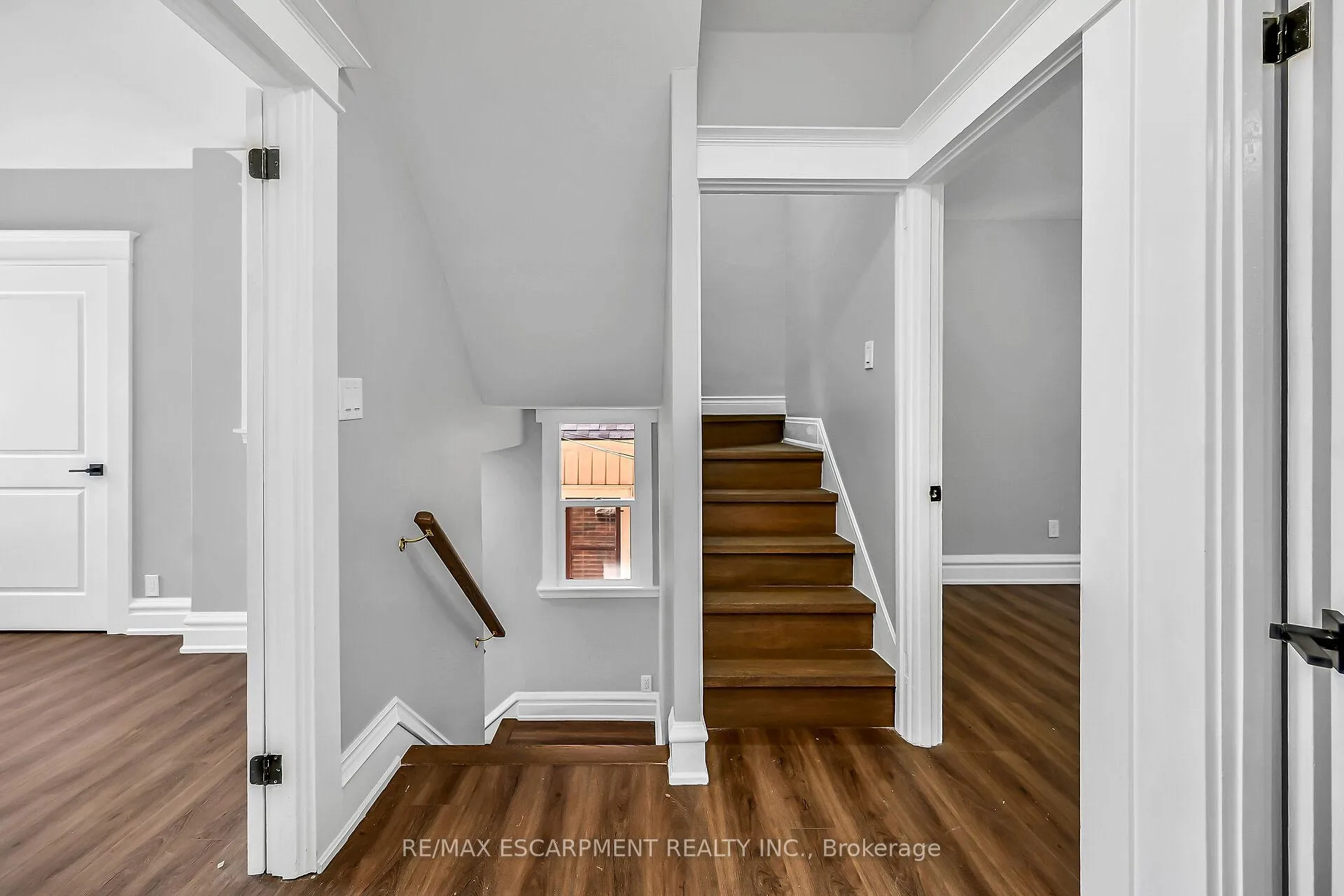 Photo 28 of 172 Sherman Avenue S, Hamilton, St. Clair — HOMEH