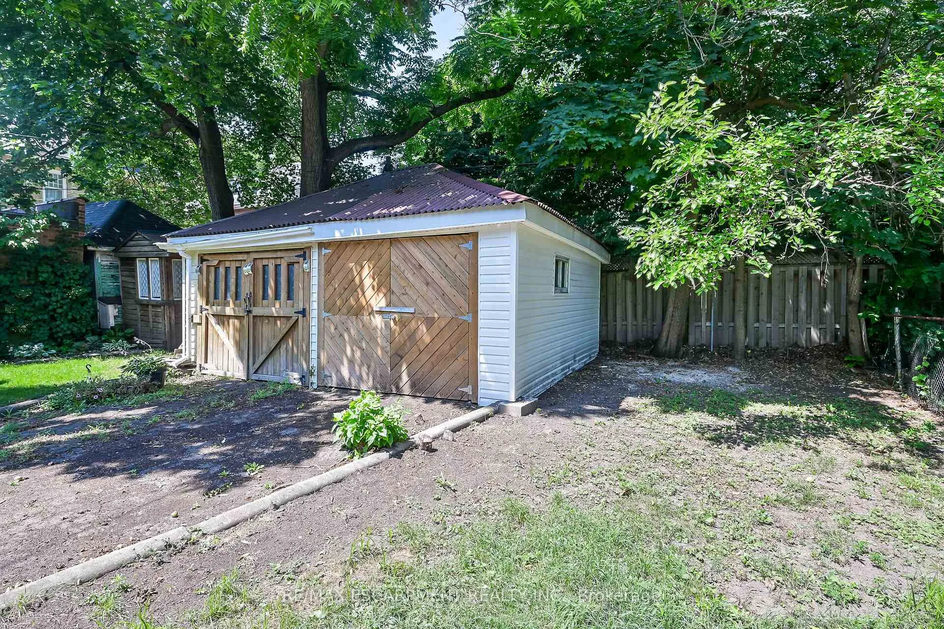 Photo 39 of 172 Sherman Avenue S, Hamilton, St. Clair — HOMEH