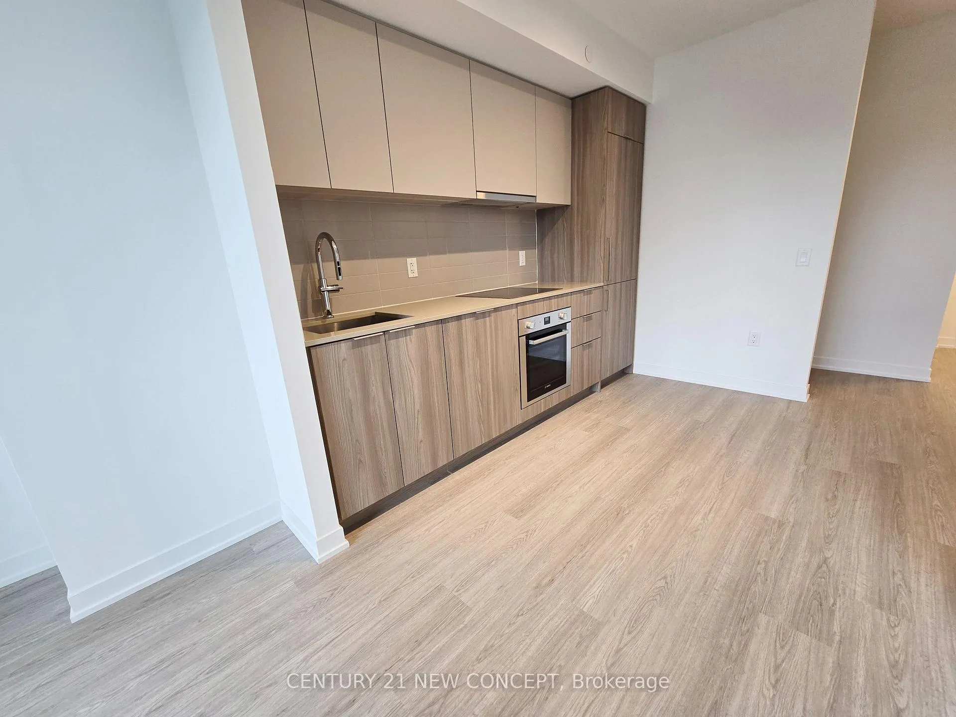Photo 5 of Unit 510, 151 David Salomon Drive, Toronto, Flemingdon Park — HOMEH